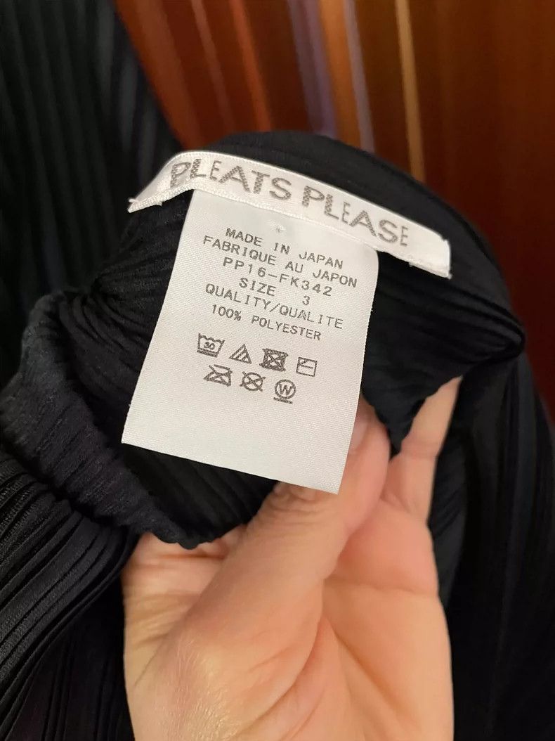 Issey Miyake Issey Miyake size:3 Black ribbed round top Size S / US 4 / IT 40 - 4 Thumbnail