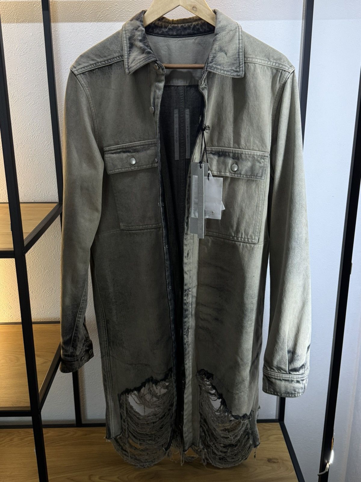 Rick Owens Rick Owens fw23 Luxor mainline runway distressed outershirt Size US L / EU 52-54 / 3 - 1 Thumbnail