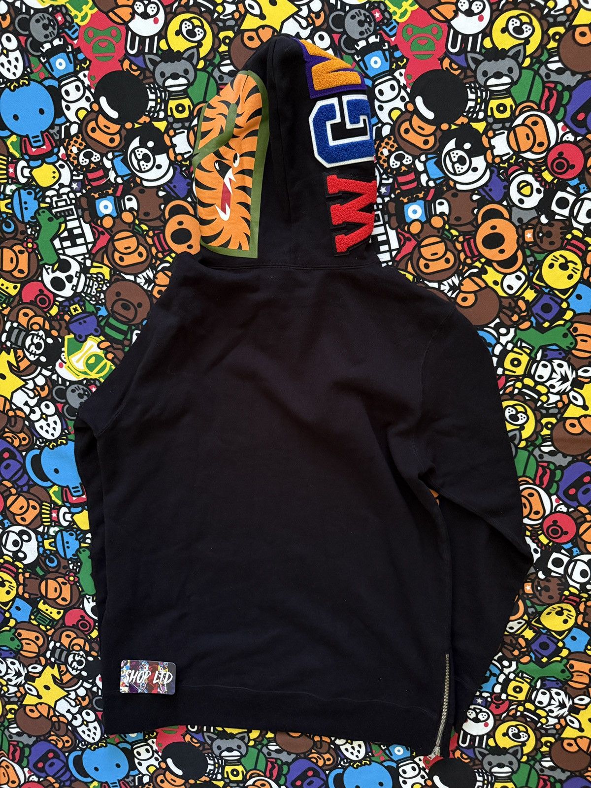 A Bathing Ape Black Pullover Shark Hoodire