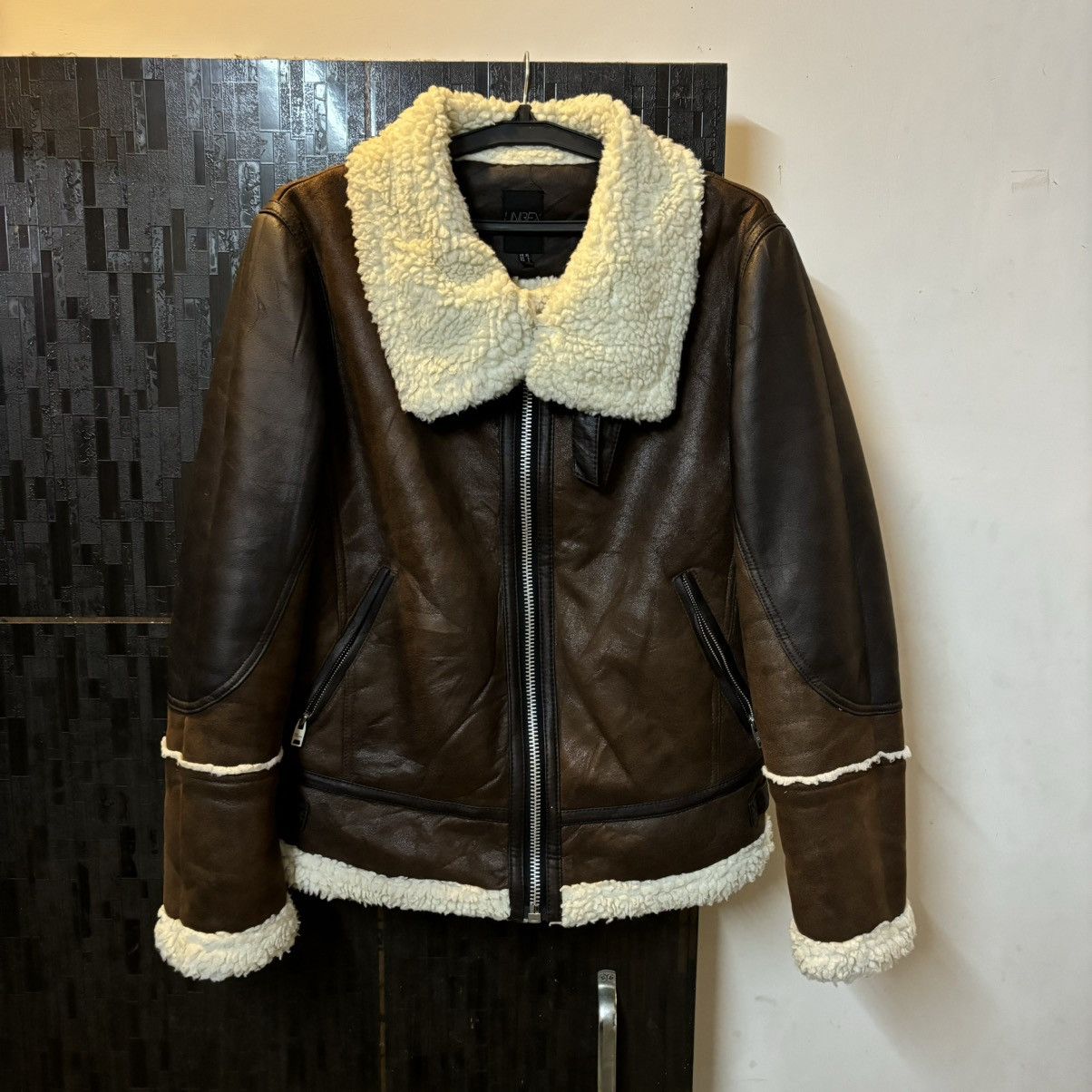 Genuine Leather Type B-3 Shearling Bomber Jacket Sheepskin Sherpa Size US L / EU 52-54 / 3 - 2 Thumbnail