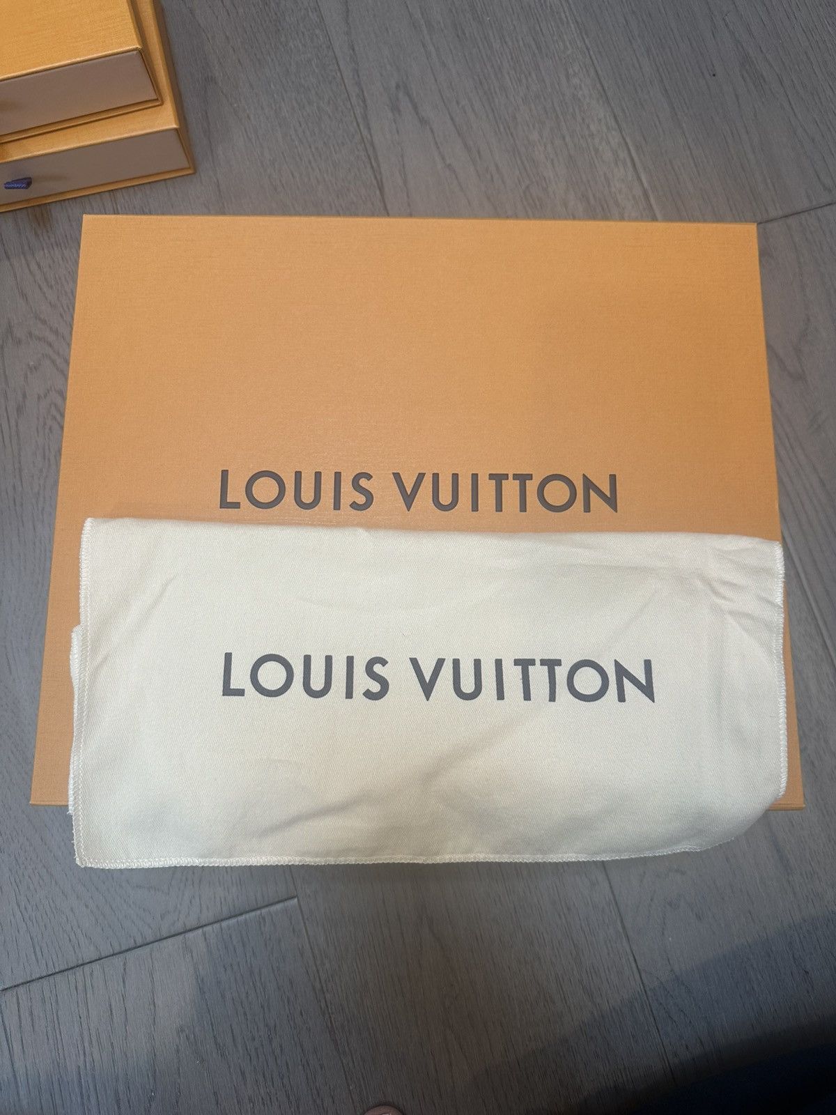 Louis Vuitton Louis Vuitton x Murakami Toiletry Pouch Size ONE SIZE - 2 Thumbnail
