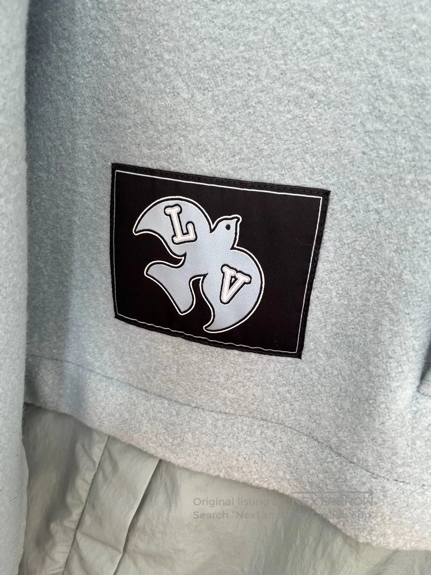 Louis Vuitton LV Top. Size US M / EU 48-50 / 2 - 2 Thumbnail