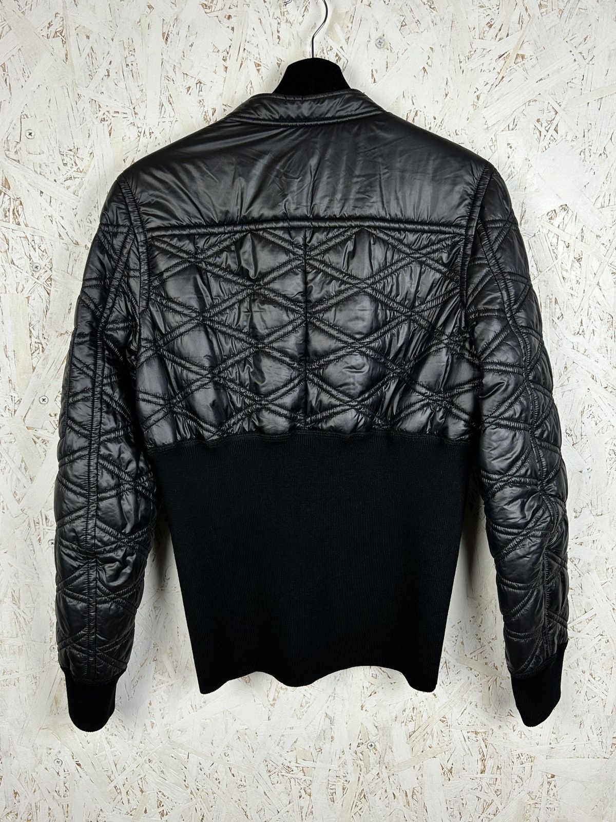 Louis Vuitton Louis Vuitton FW17 Ribbed Waist Quilted Jacket Black 40 Size S / US 4 / IT 40 - 8 Thumbnail