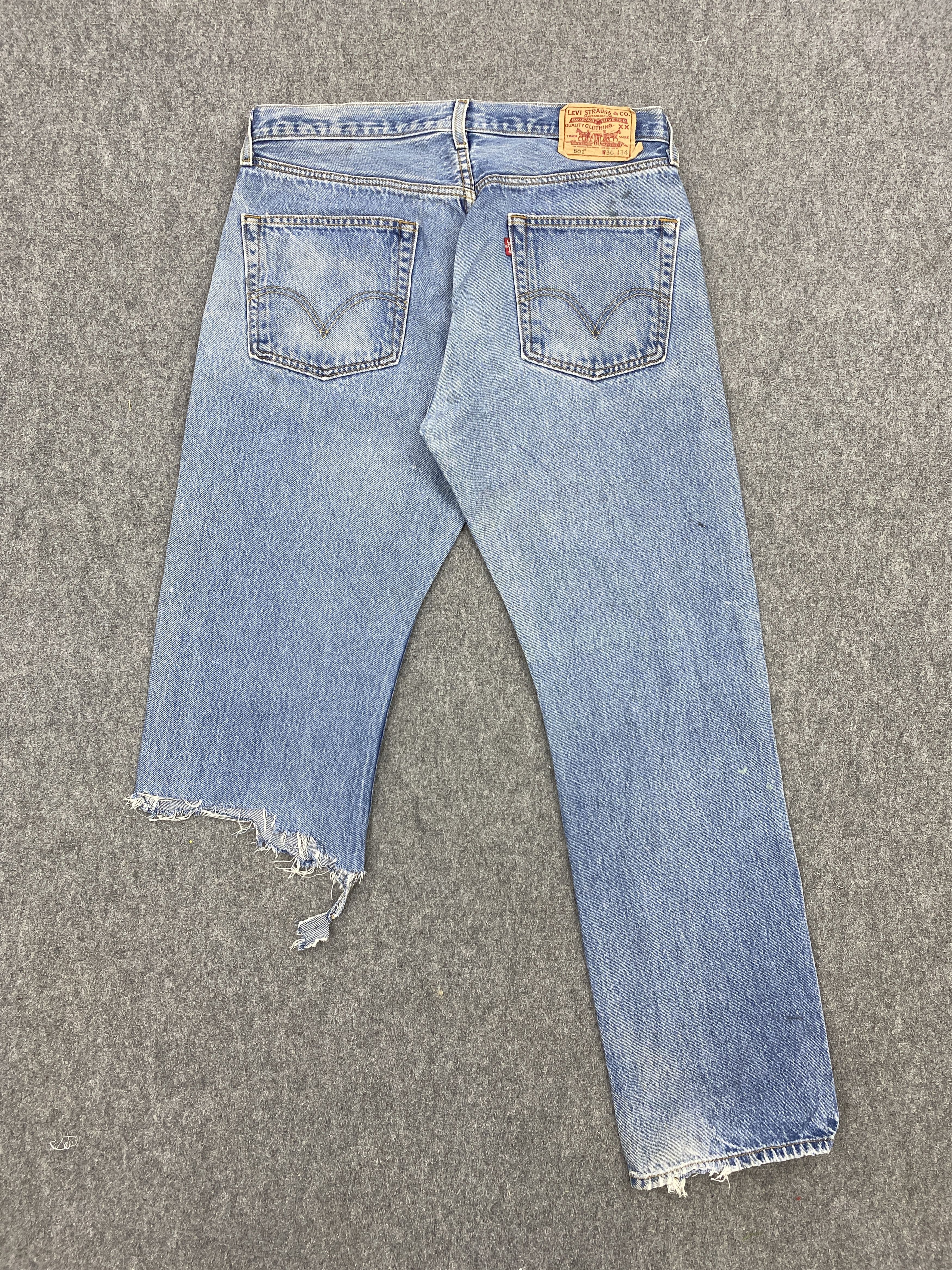 Levi's Vintage Levis 501 Ripped Jeans DP2662 Size US 33 - 3 Thumbnail