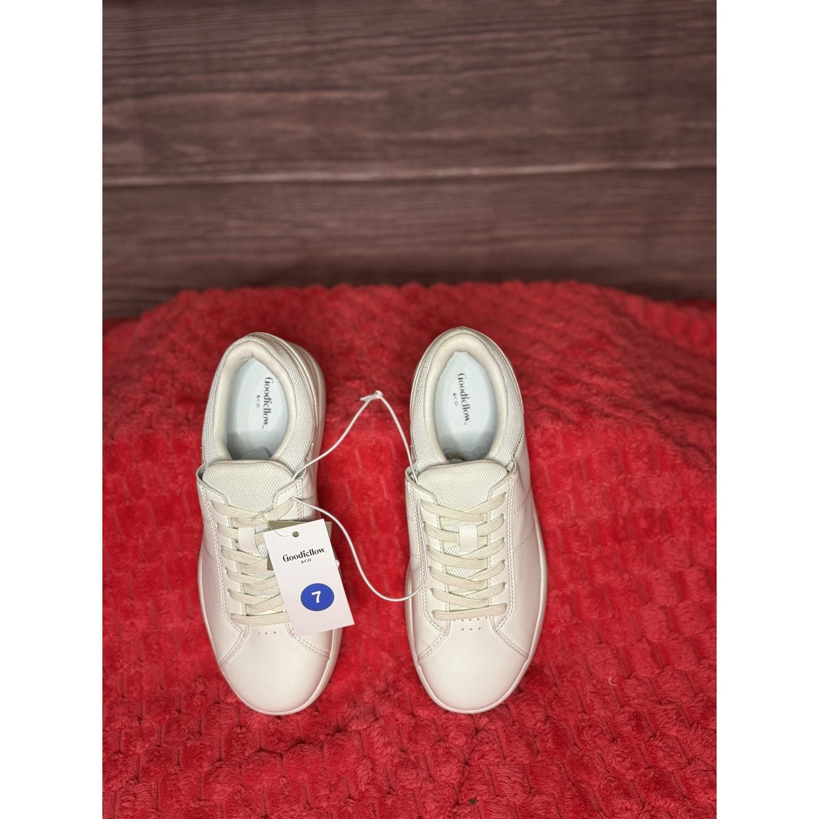 Target Basics Goodfellow & Co. Men's Size 7 All-White Scout Sneakers Size US 7 / EU 40 - 4 Thumbnail