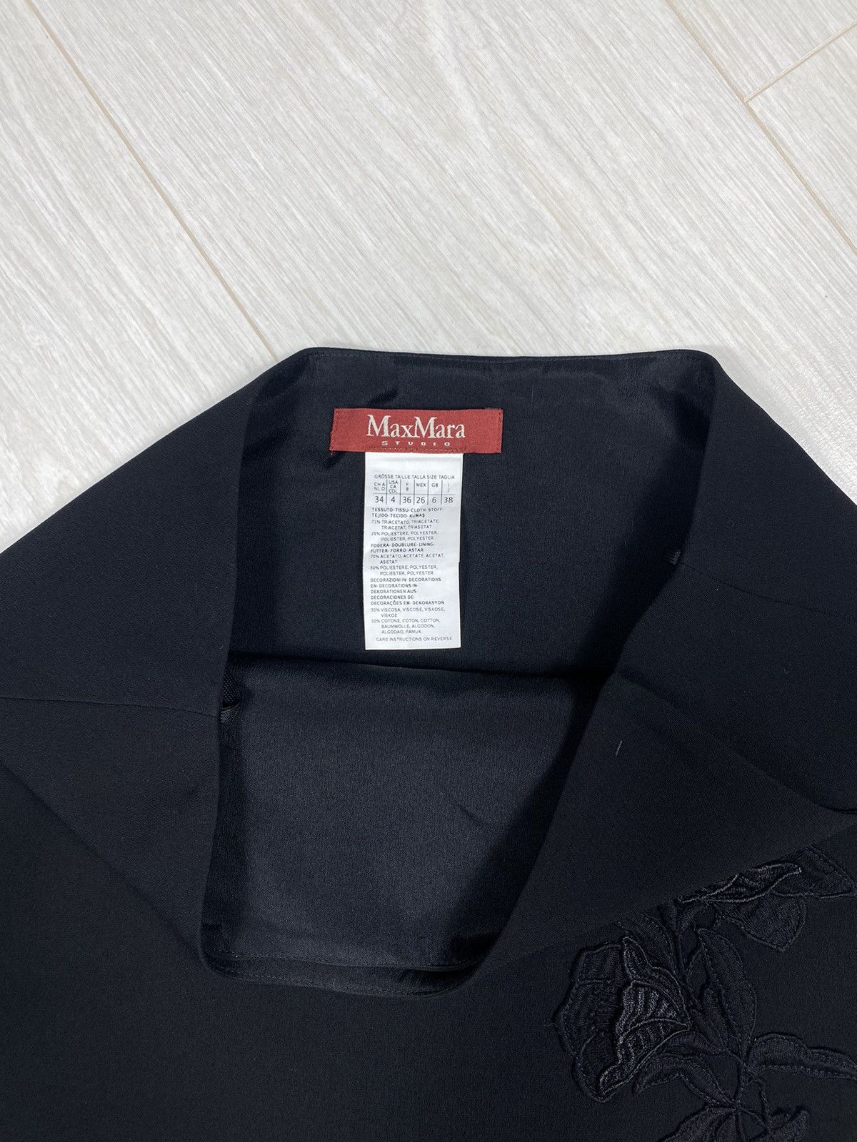 Max Mara × Vintage Max Mara Studio mini skirt Size 27" / US 4 / IT 40 - 6 Thumbnail