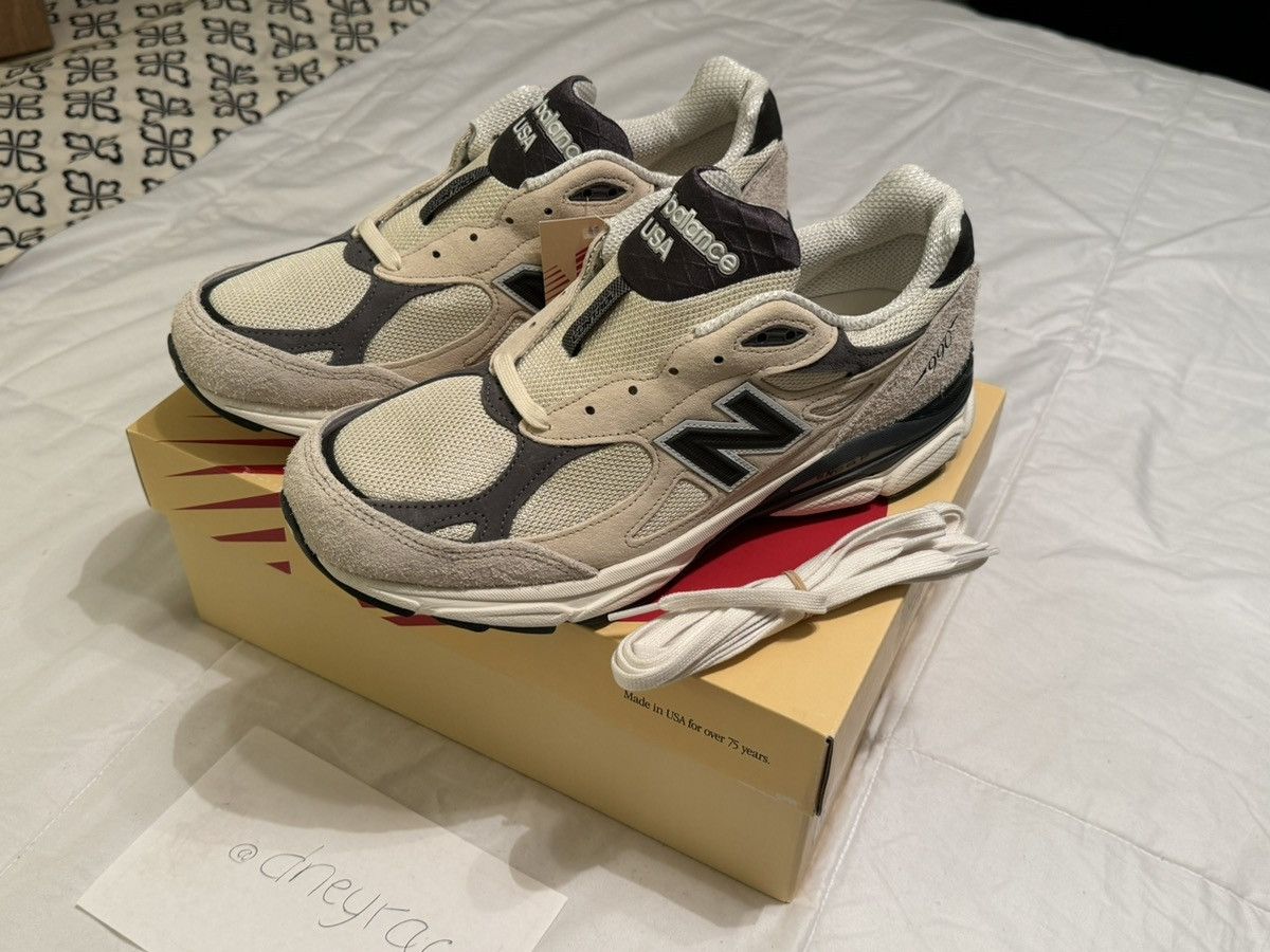 New Balance New Balance 990v3 Made in Usa Teddy Santis Moonbeam Size US 10.5 / EU 43-44 - 3 Thumbnail
