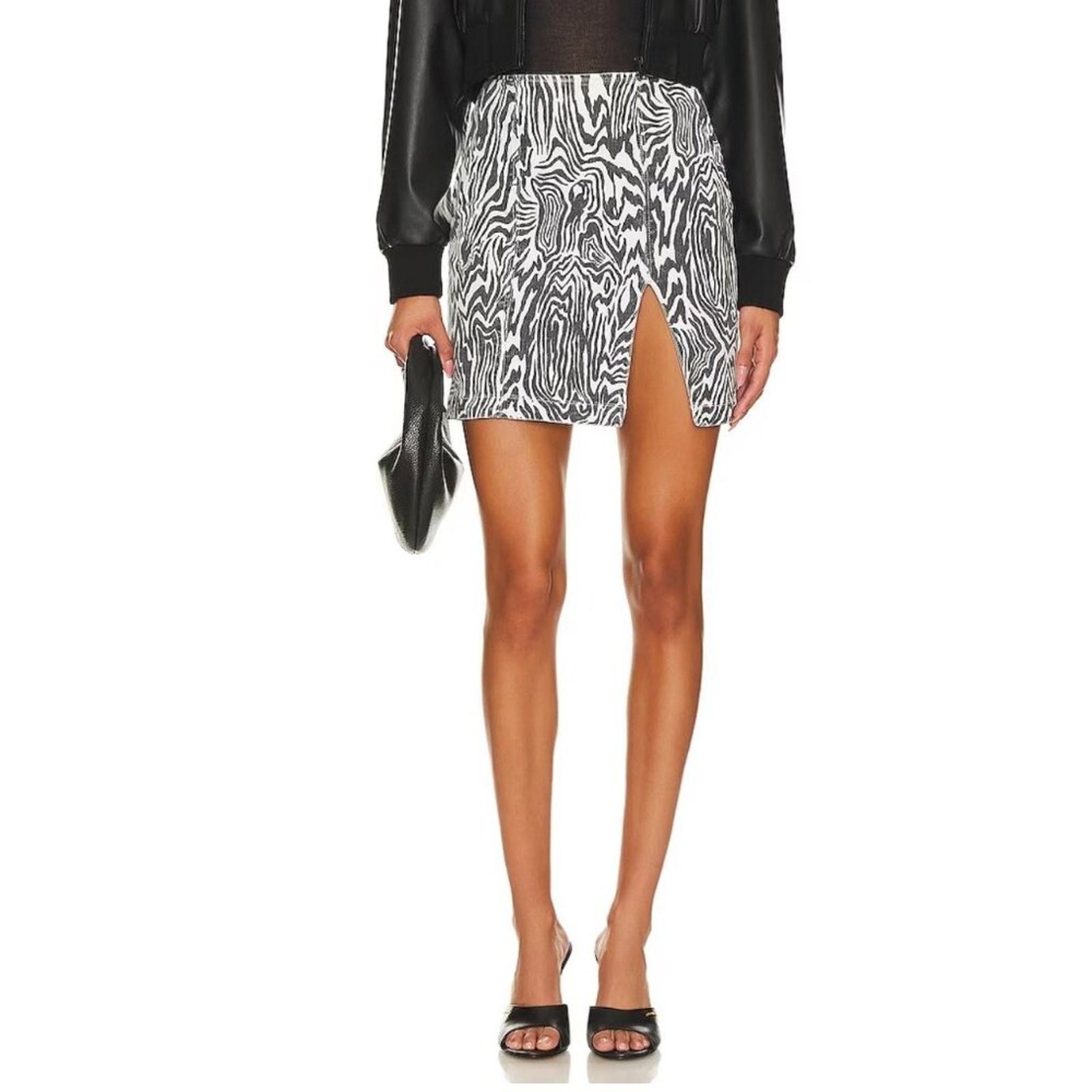 MOTHER NWT MOTHER Denim The Side Splitter Mini Skirt in Hoofin It Size 26" / US 2 / IT 38 - 1 Thumbnail