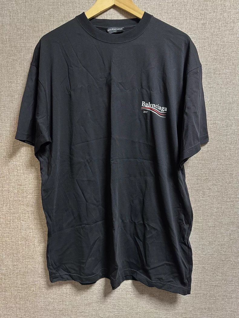 Balenciaga Balenciaga Short Sleeve T-Shirt Size US S / EU 44-46 / 1 - 1 Thumbnail