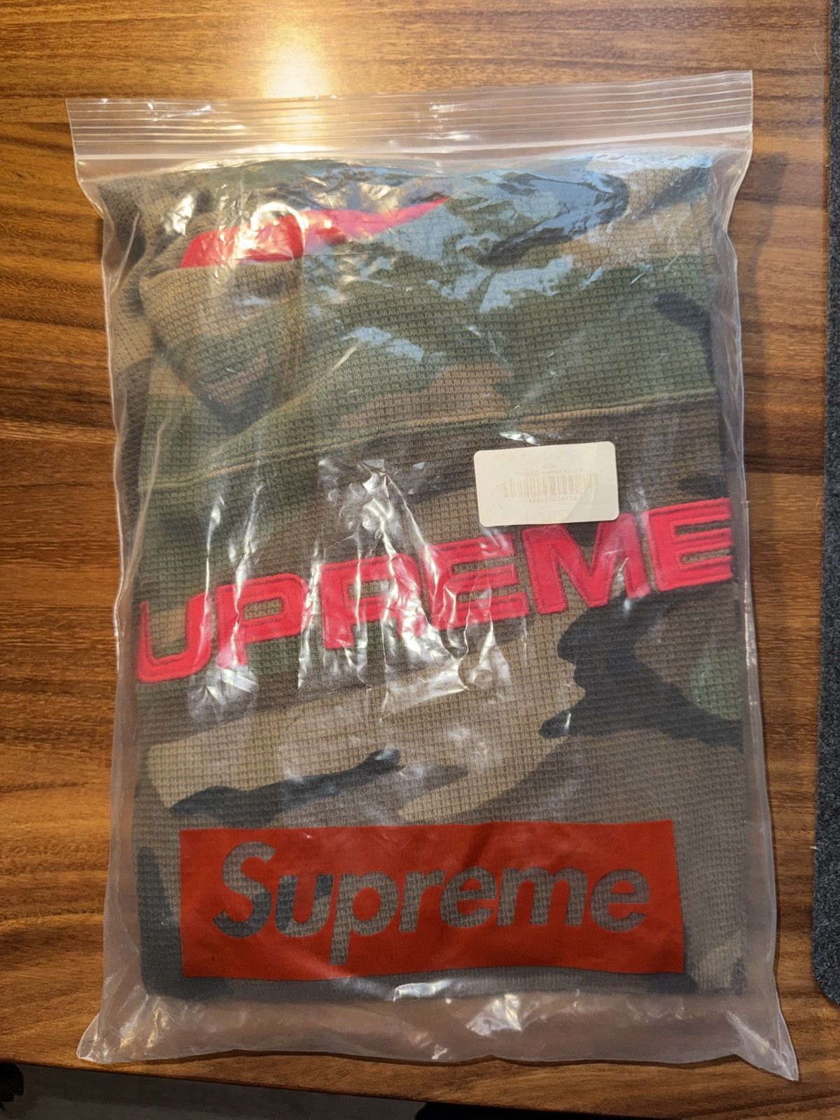 Supreme Supreme Hooded Waffle Ringer FW17 Woodland Camo XL Deadstock Size US XL / EU 56 / 4 - 2 Thumbnail