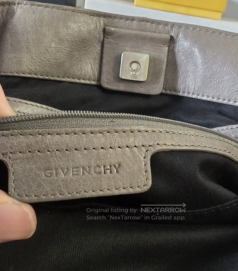 Givenchy Givenchy Rainbow Logo Embroidered Hoodie Size ONE SIZE - 7 Thumbnail