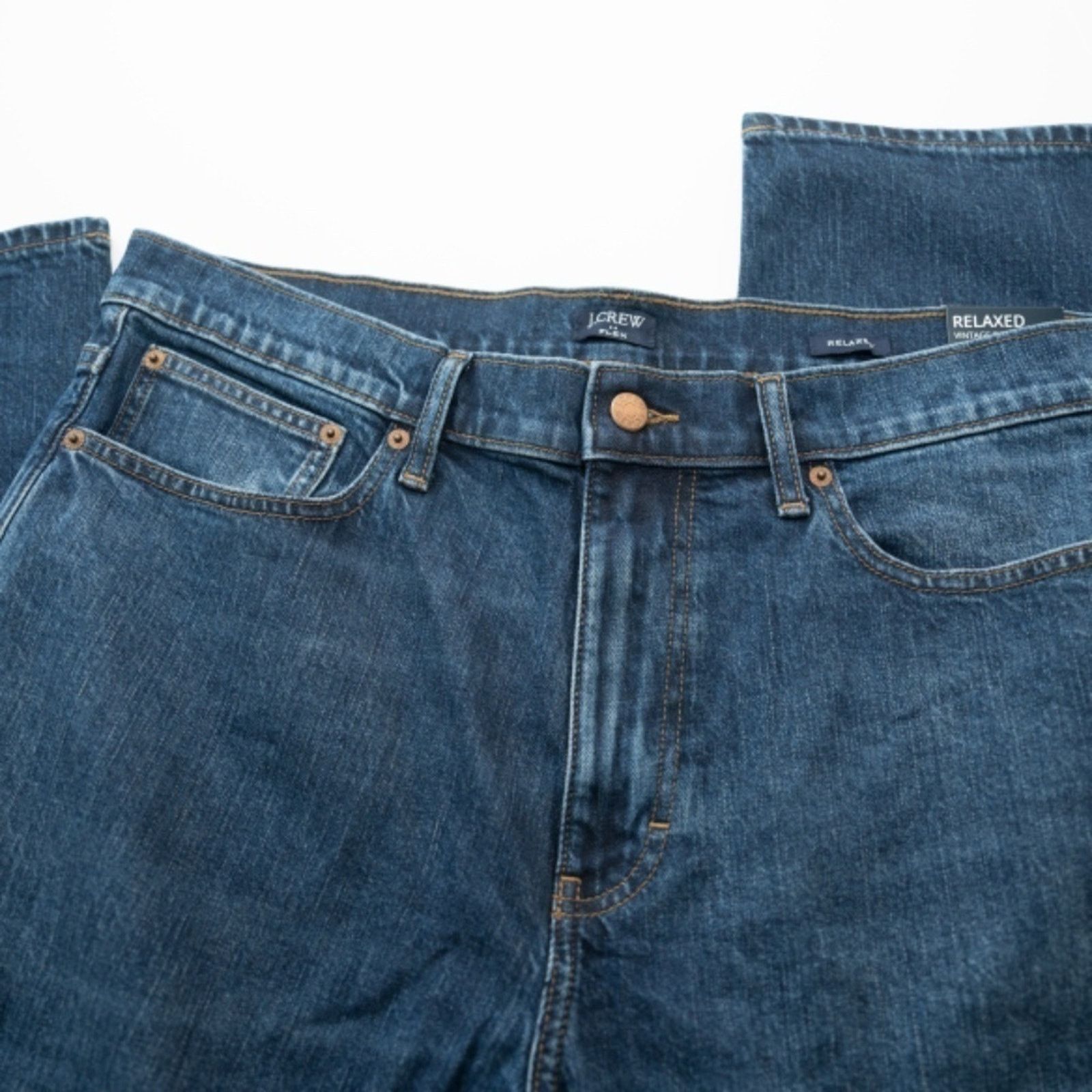 J.Crew J Crew. Men's Relaxed Fit Jean. Size US 35 - 8 Thumbnail
