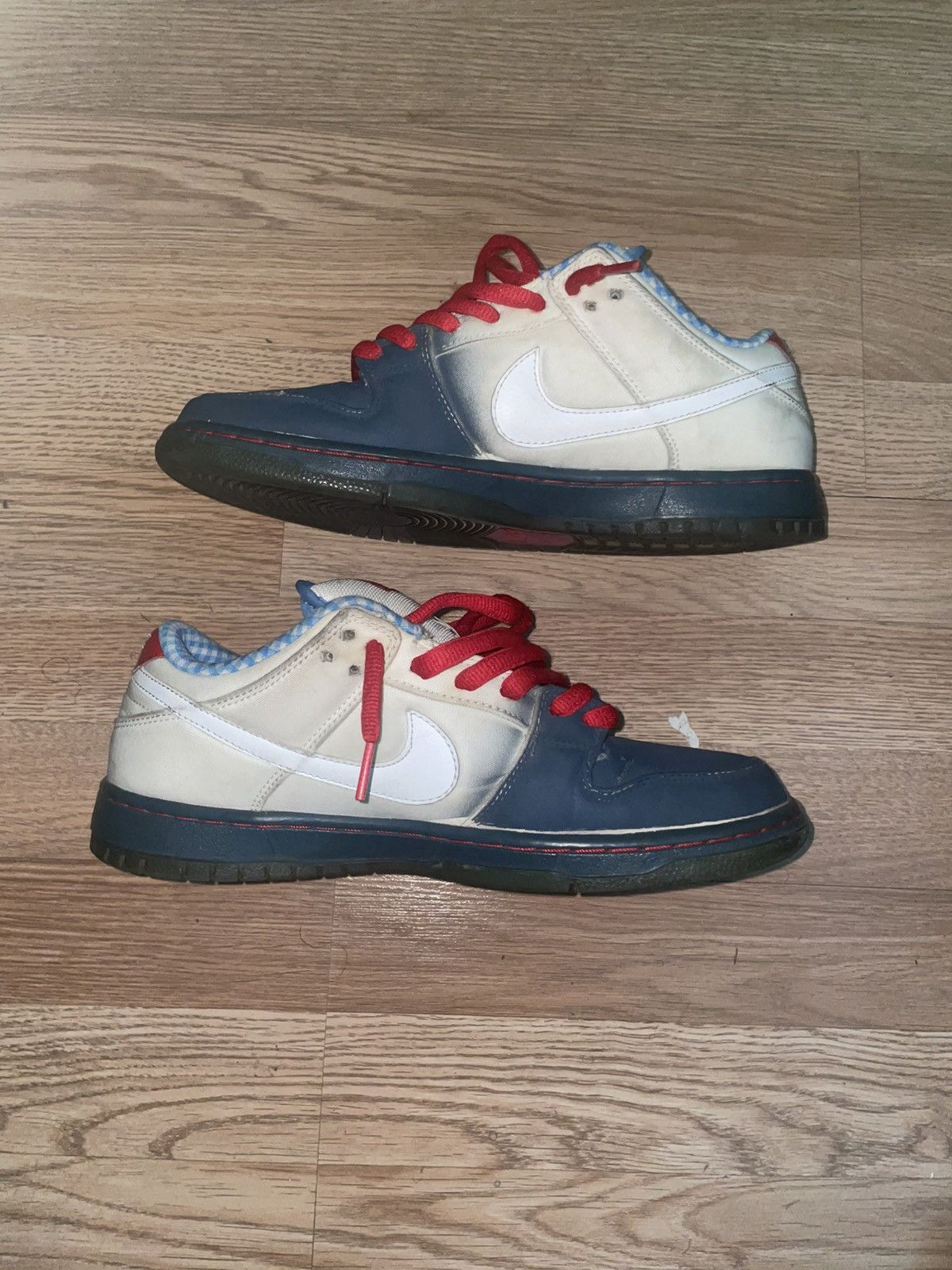 Nike NIKE SN DUNK LOW “DOROTHY” Size US 9.5 / EU 42-43 - 2 Thumbnail