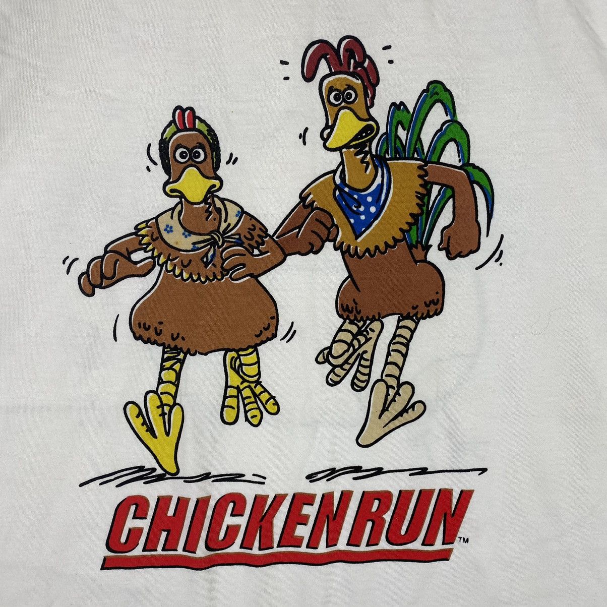 Vintage VINTAGE CHICKEN RUN MOVIE CARTOON TEE Size US M / EU 48-50 / 2 - 3 Thumbnail