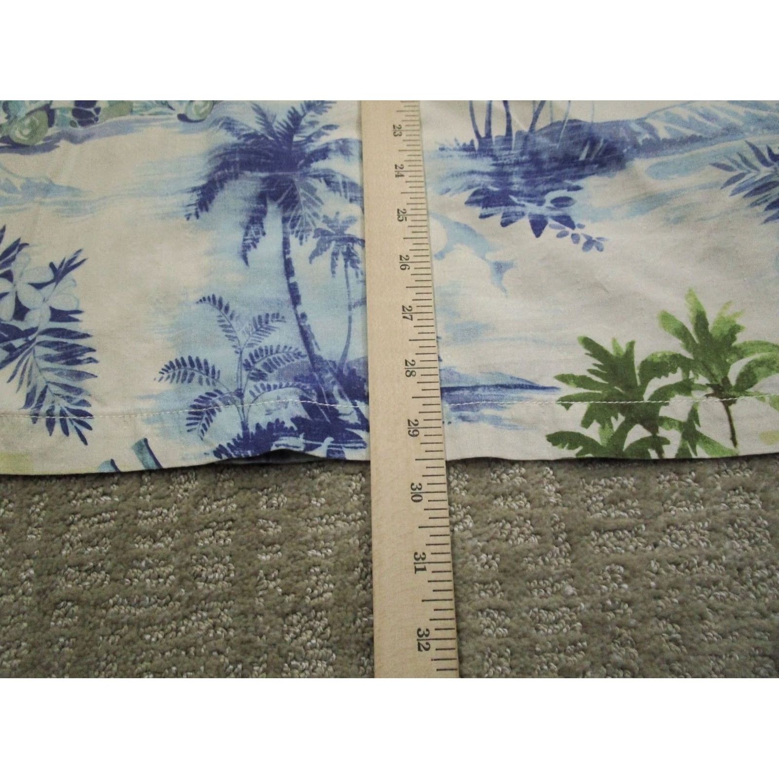 Tommy Bahama Tommy Bahama Shirt Men XL White Silk Short Sleeve Button-Up Collared Hawaiian AOP Floral Beach 90s Theme Mens Size US XL / EU 56 / 4 - 6 Thumbnail