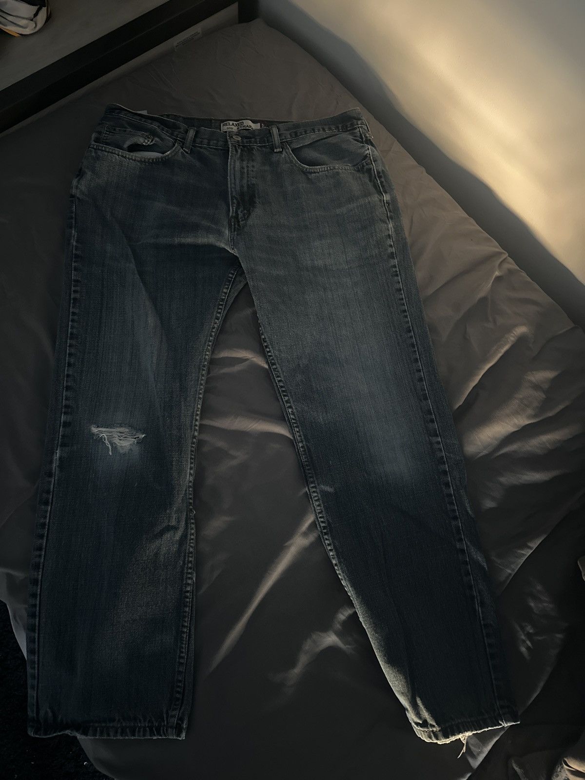 Levi Men’s Relaxed Straight Fit 559