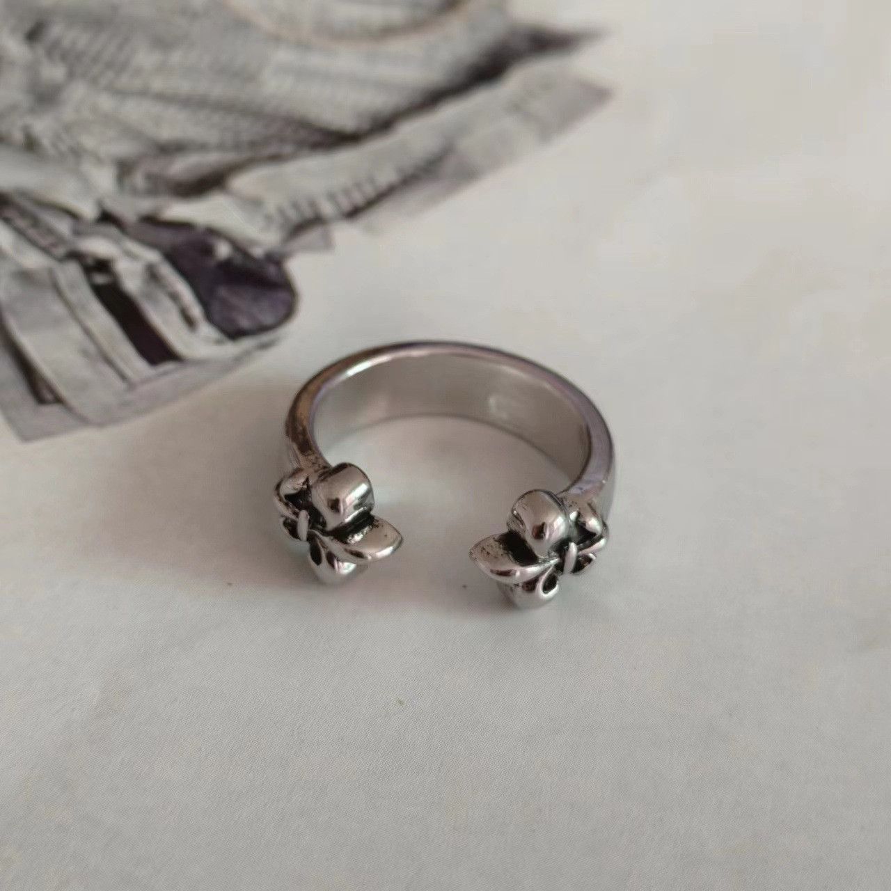 VIBE Vintage Open Cross Ring Size ONE SIZE - 1 Thumbnail