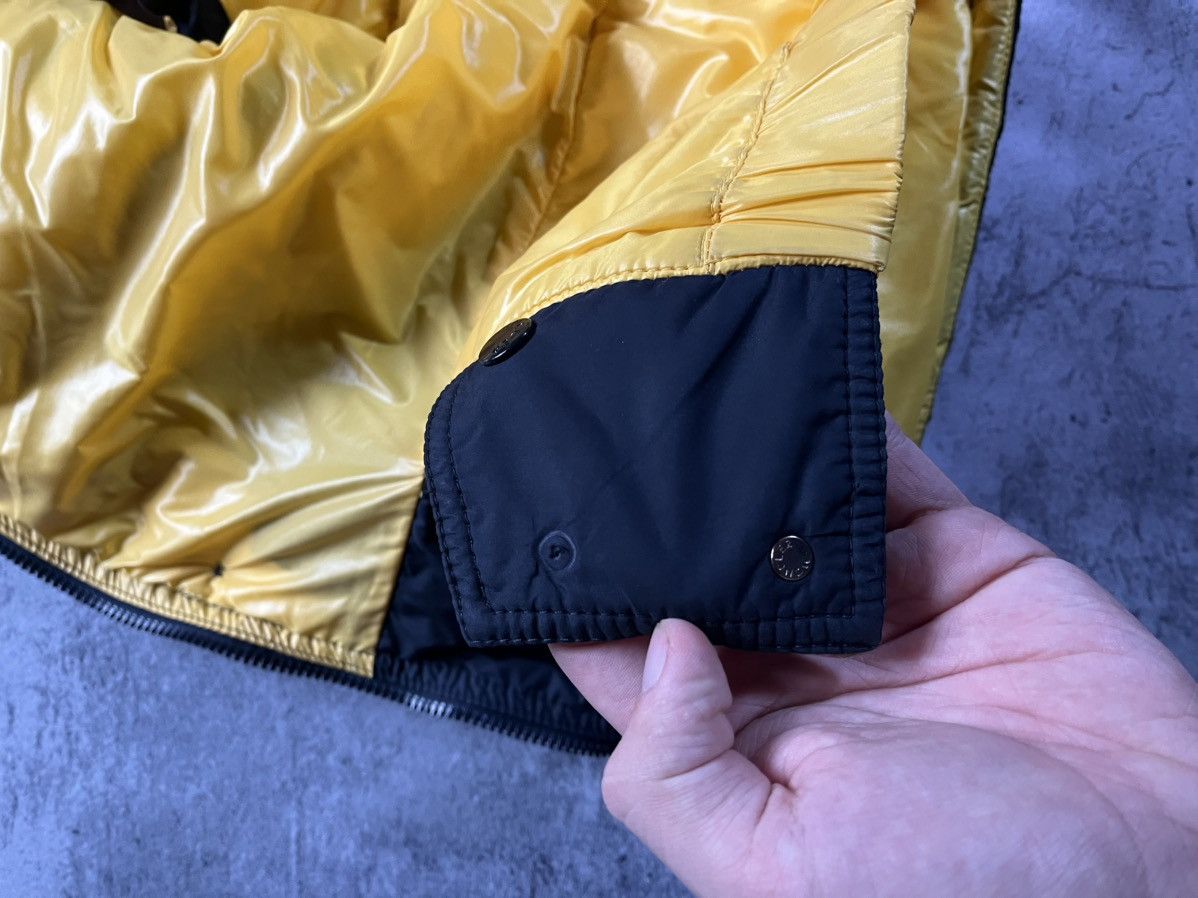 Moncler 💂🏻‍♀️moncler puffer vest🤩 Size US M / EU 48-50 / 2 - 14 Thumbnail