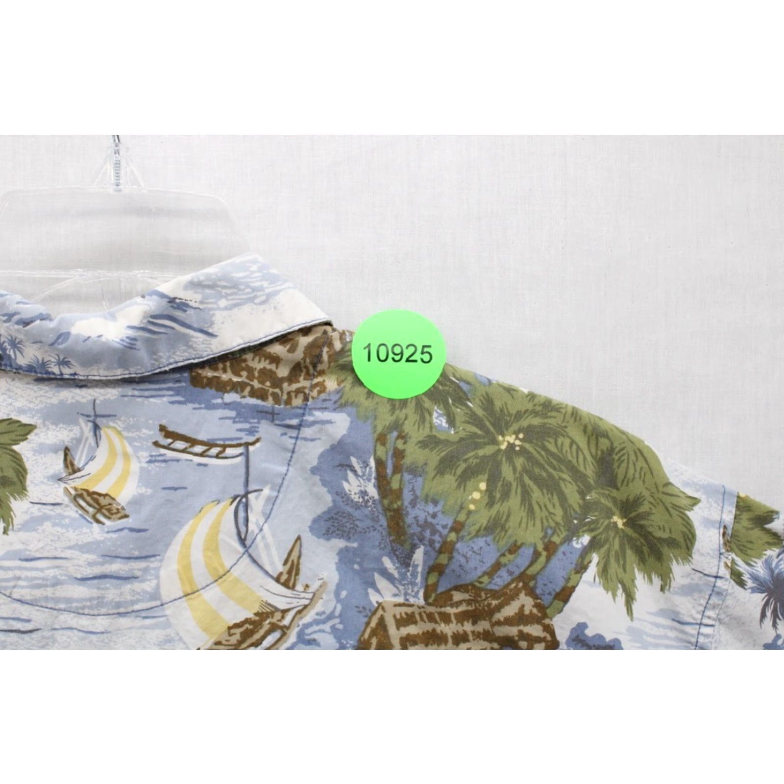 Vintage VINTAGE R&Y Sport Shirt Men's XL Hawaiian Short Sleeve Boat Hut Palm Trees Luau Size US XL / EU 56 / 4 - 6 Thumbnail