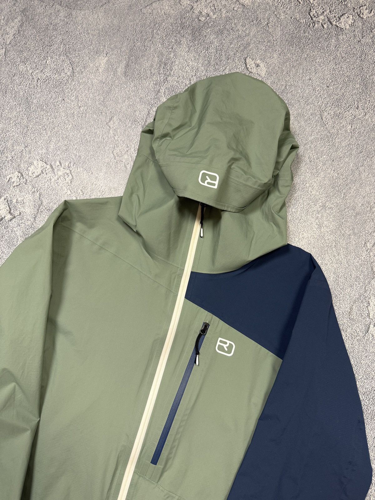 ORTOVOX Ortovox Windbreaker Size M / US 6-8 / IT 42-44 - 2 Thumbnail