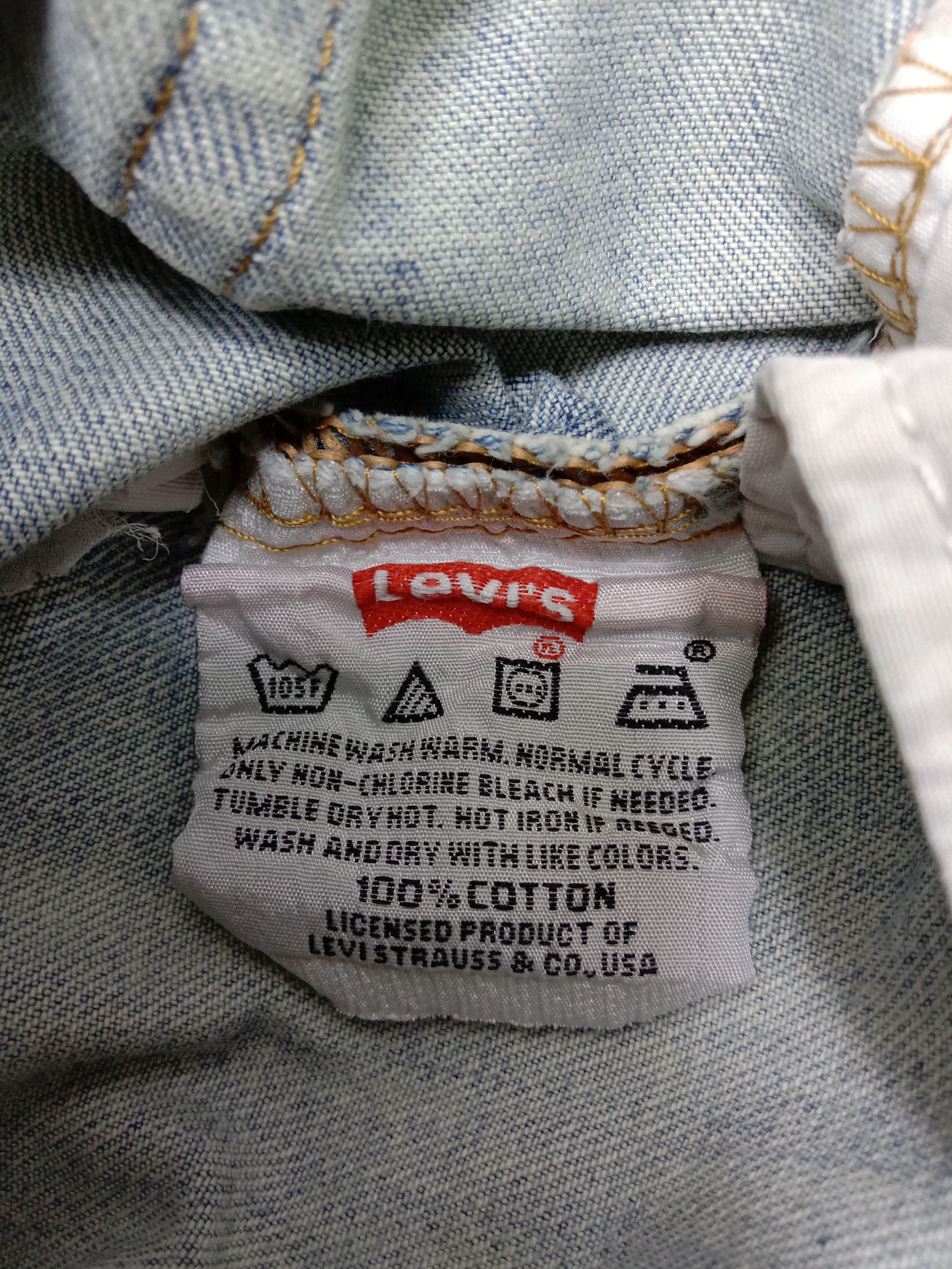 Levi's Vintage Levi's 501 Jeans Blue Wash Fly Buttons Denim Size US 37 - 11 Thumbnail