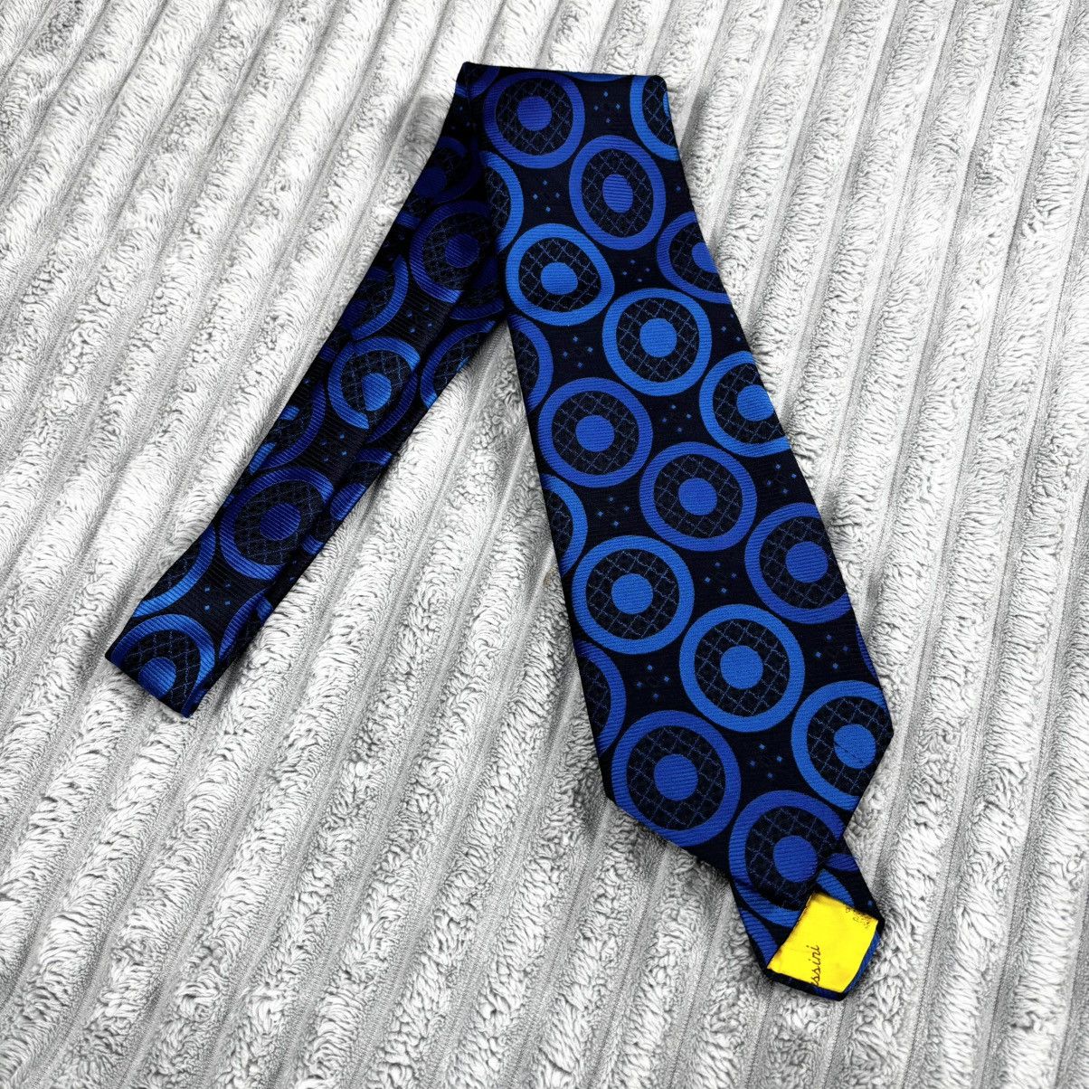 Oleg Cassini Lyttons by Oleg Cassini Burma Blue Circle men’s 57 “ tie Size ONE SIZE - 1 Thumbnail