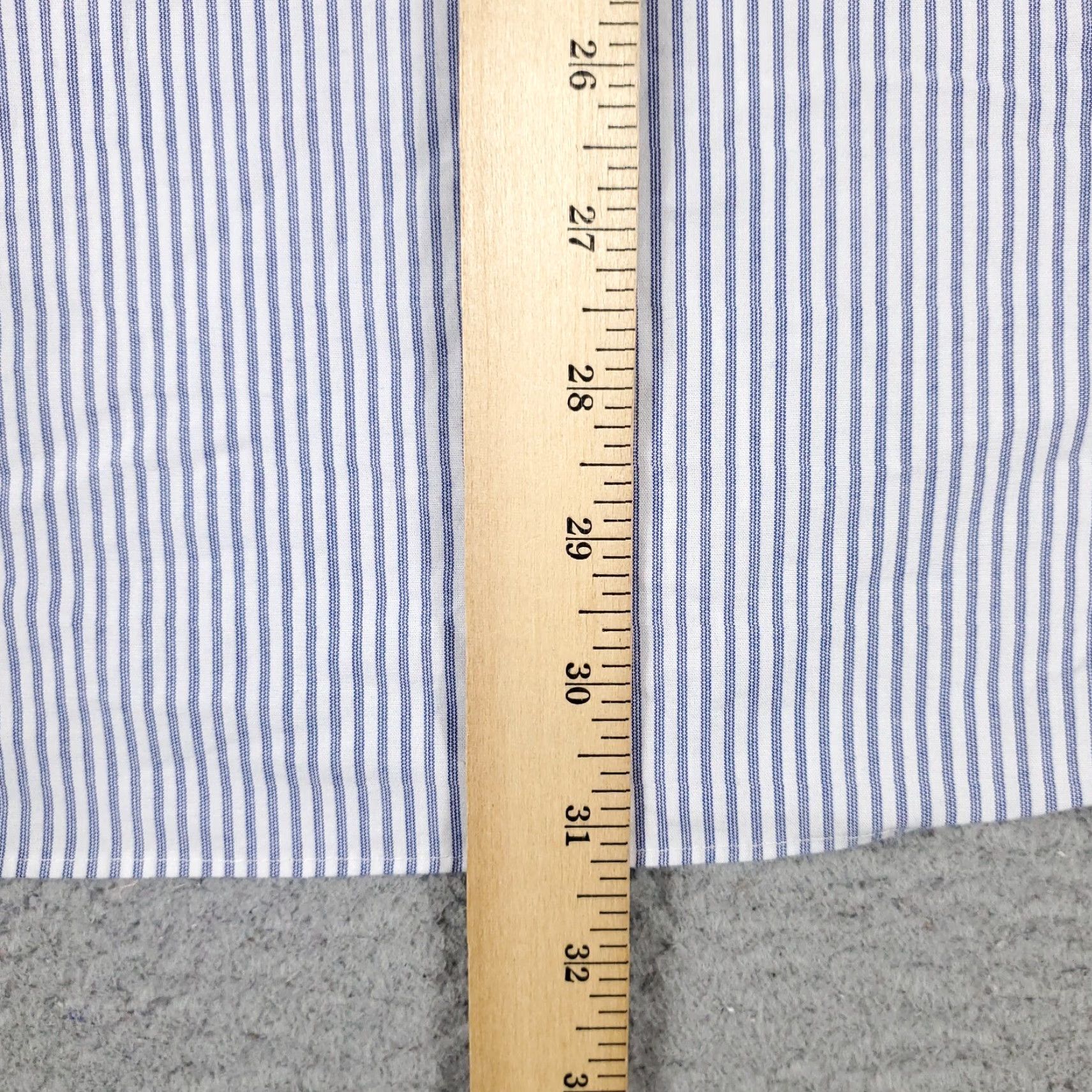 Tommy Hilfiger Tommy Hilfiger Shirt Mens XL White Blue Striped Button Up Long Sleeve Casual Business Formal Regular Fit Blue Mens XL Button-Up Shirt Size US XL / EU 56 / 4 - 4 Thumbnail