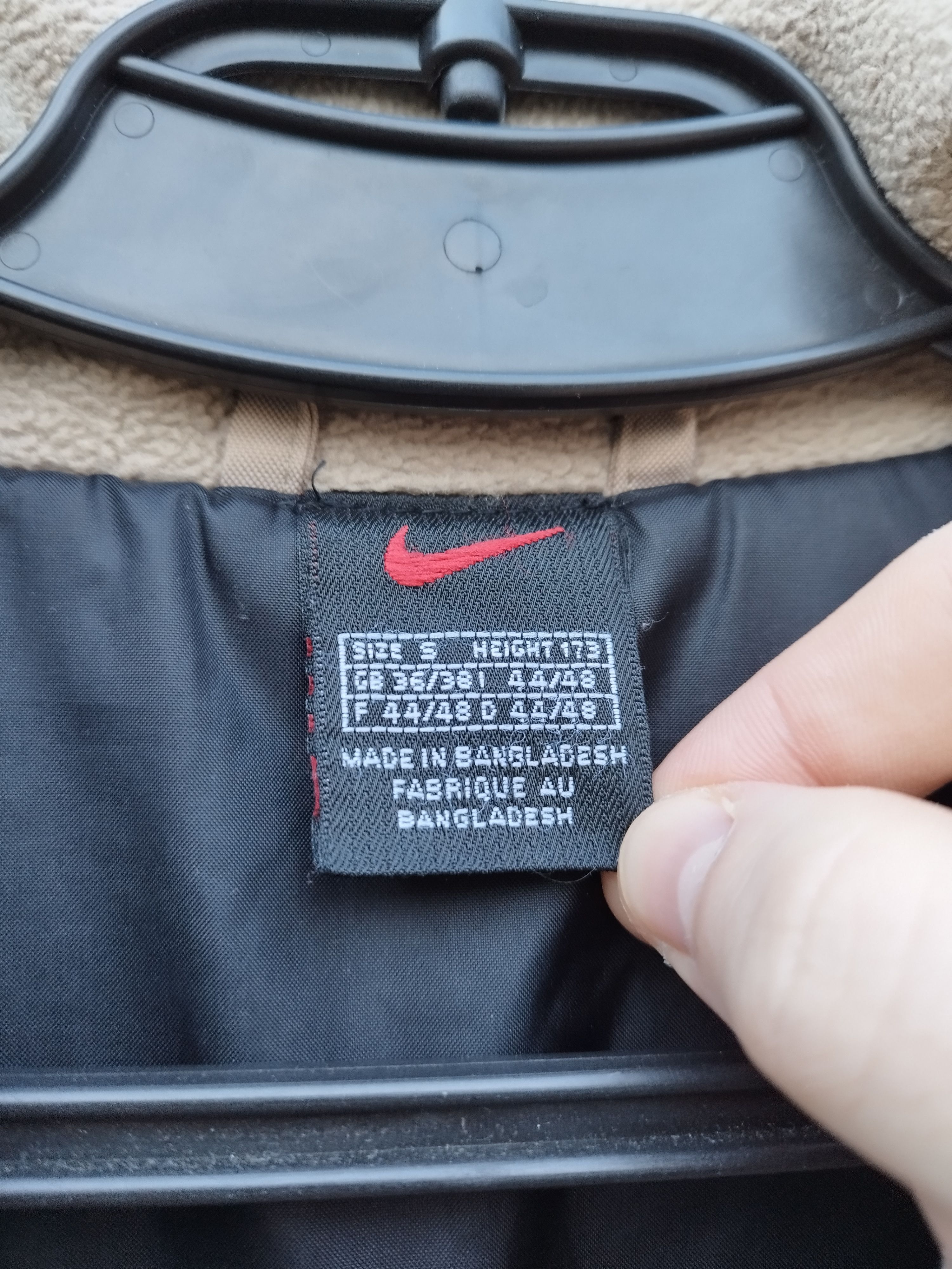 Nike VINTAGE 90s/Y2K Nike Jacket | YKK Zippers, Nylon Shell Size US M / EU 48-50 / 2 - 11 Thumbnail