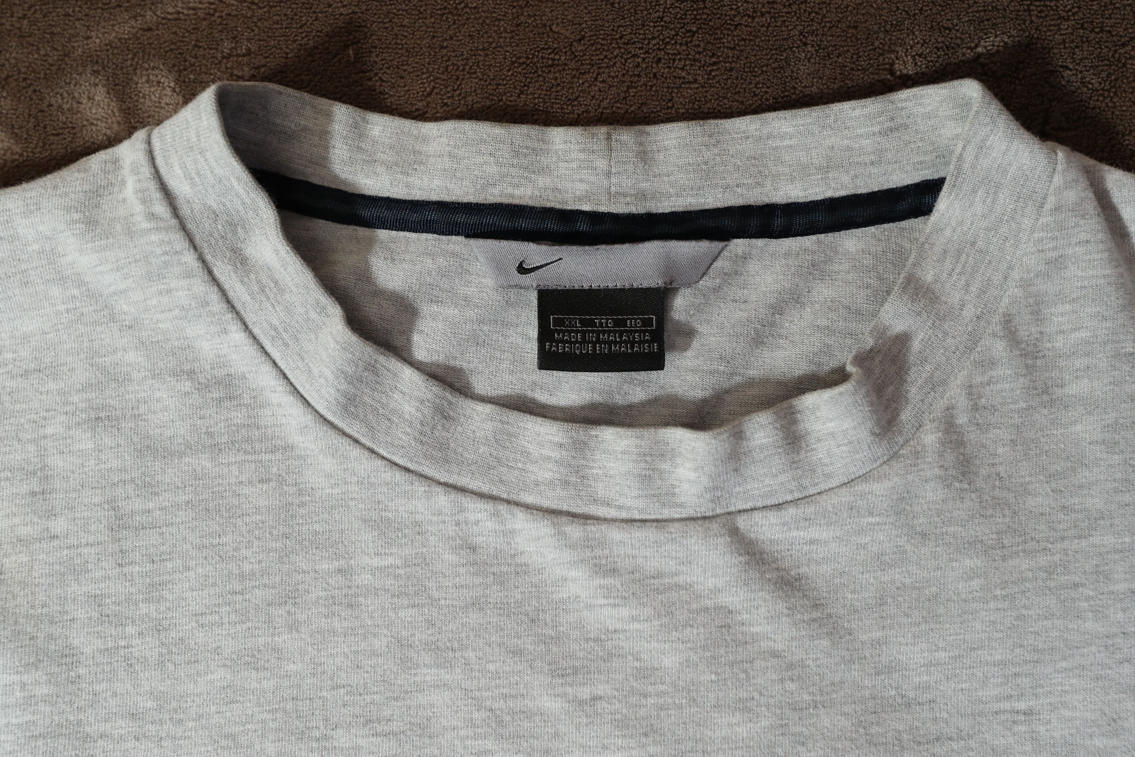 Nike Vintage Y2K Nike Mini Swoosh Long Sleeve (XXL) Size US XXL / EU 58 / 5 - 5 Thumbnail