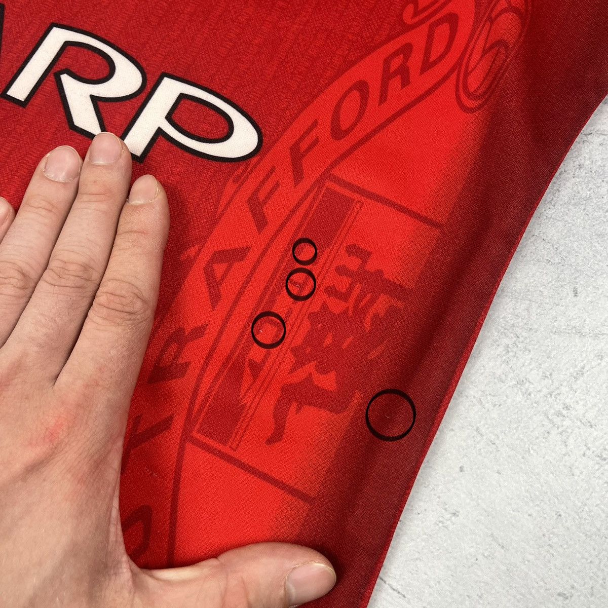 Umbro Vintage Umbro Manchester United Sharp home jersey 1996/98 Size US S / EU 44-46 / 1 - 14 Thumbnail