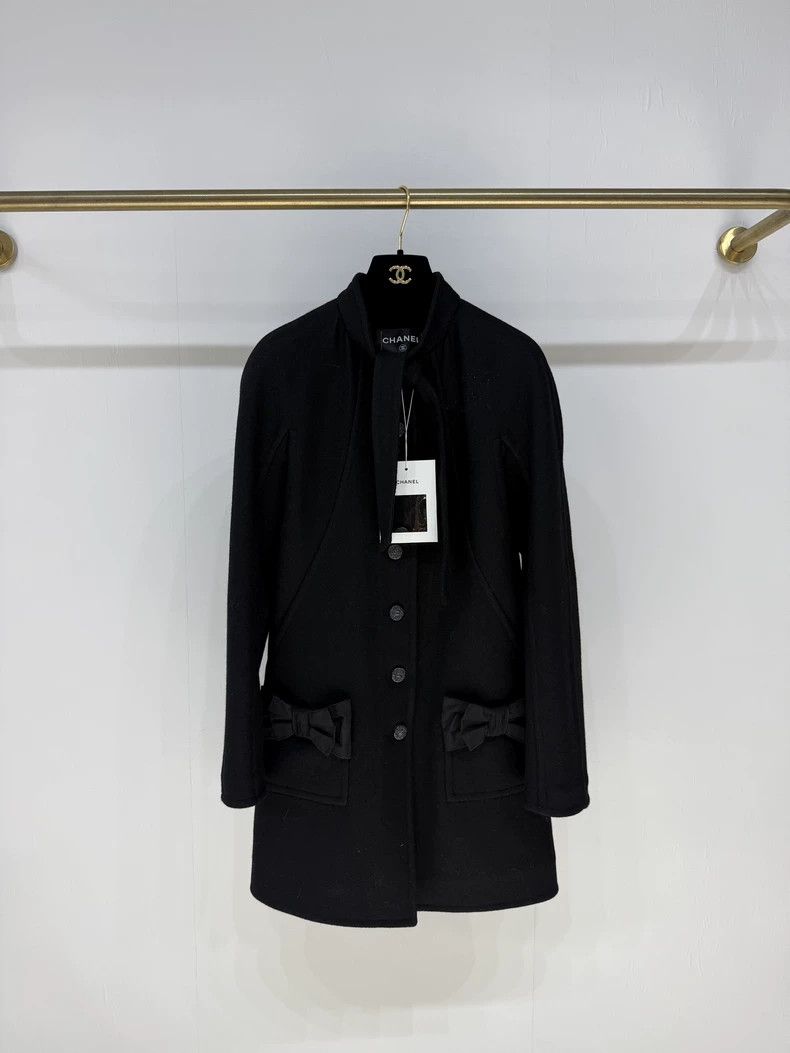 Chanel Chanel 24B Bow Pocket Long Coat Size US S / EU 44-46 / 1 - 1 Thumbnail