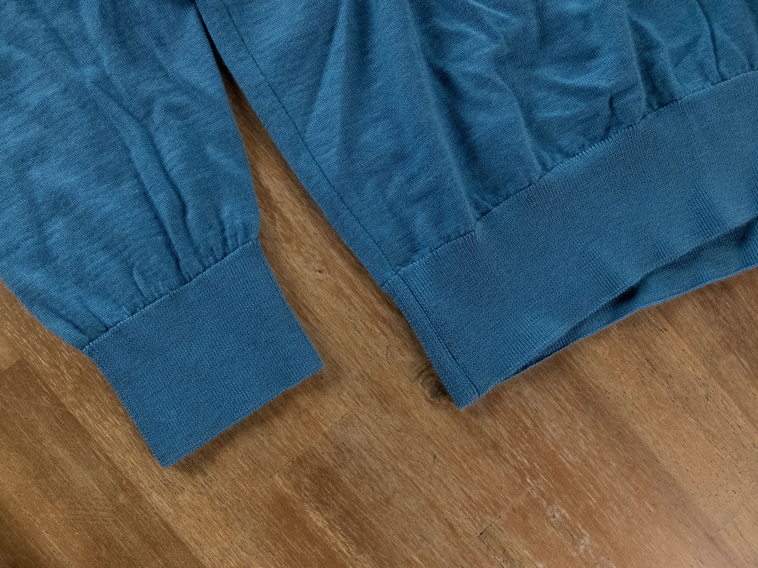 Other FALCONERI blue cashmere v-neck sweater Large Size US L / EU 52-54 / 3 - 4 Thumbnail
