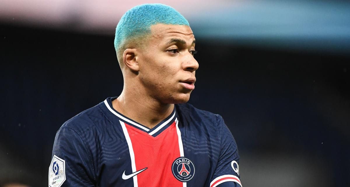 Vintage PSG NIKE VAPORKNIT 2020/2021 FOOTBALL HOME JERSEY #7 MBAPPE Size US L / EU 52-54 / 3 - 15 Thumbnail