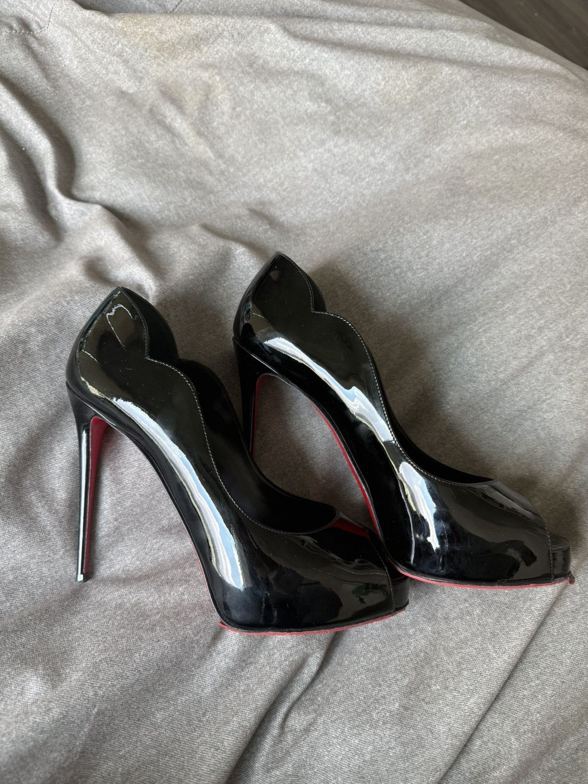 Christian Louboutin Black patent platform louboutins with peep toe Size US 8.5 / IT 38.5 - 2 Thumbnail