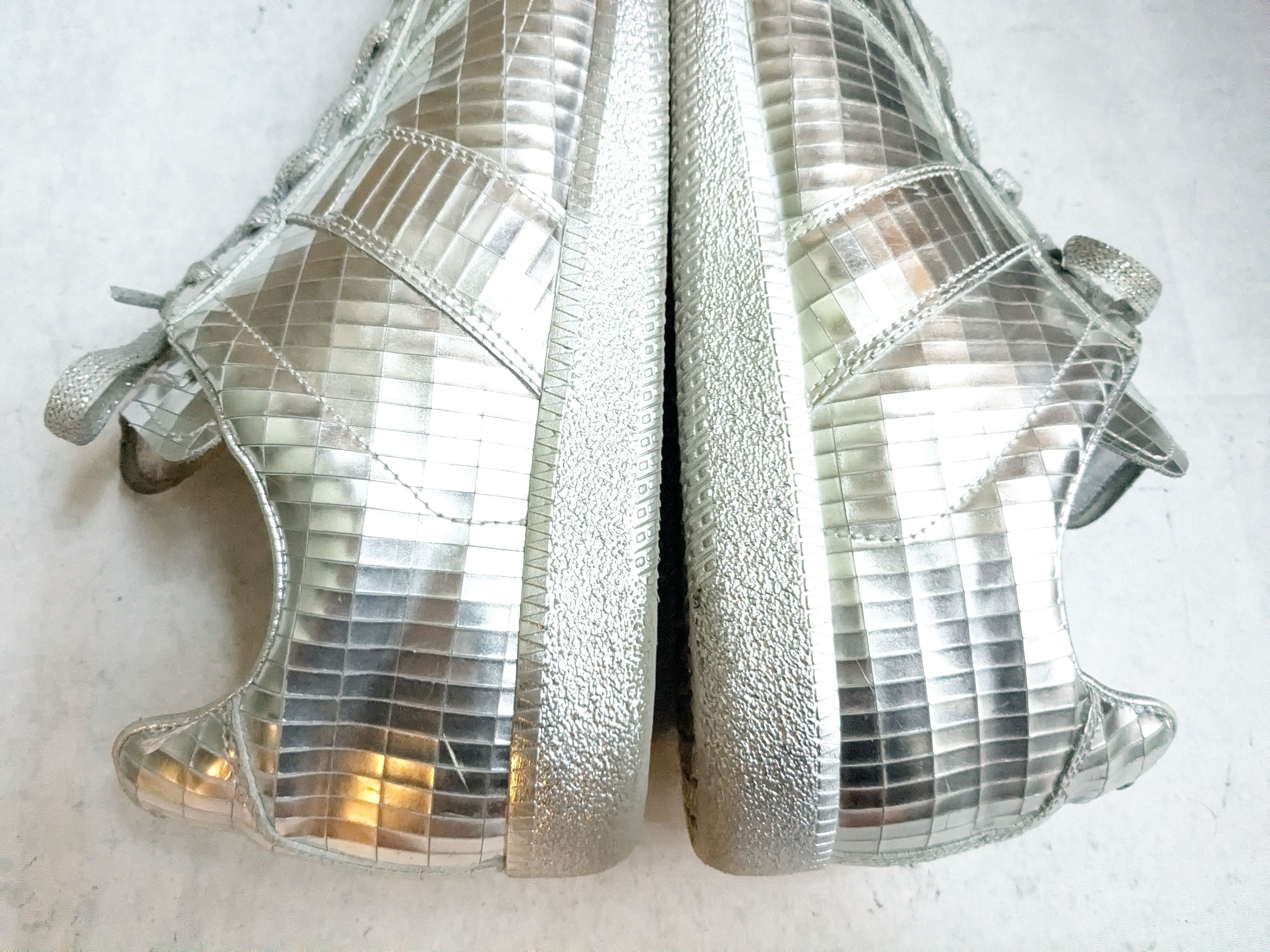 Maison Margiela Maison Margiela Replica GAT Silver 11 44 Low Tops Leather Size US 11 / EU 44 - 13 Thumbnail