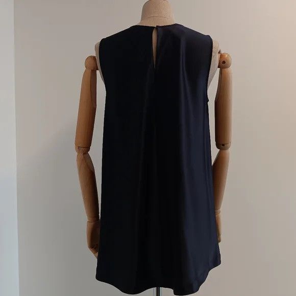 Lafayette 148 LAFAYETTE 148 Silk Crepe De Chine Sleeveless Blouse - Blue Size M / US 6-8 / IT 42-44 - 8 Thumbnail