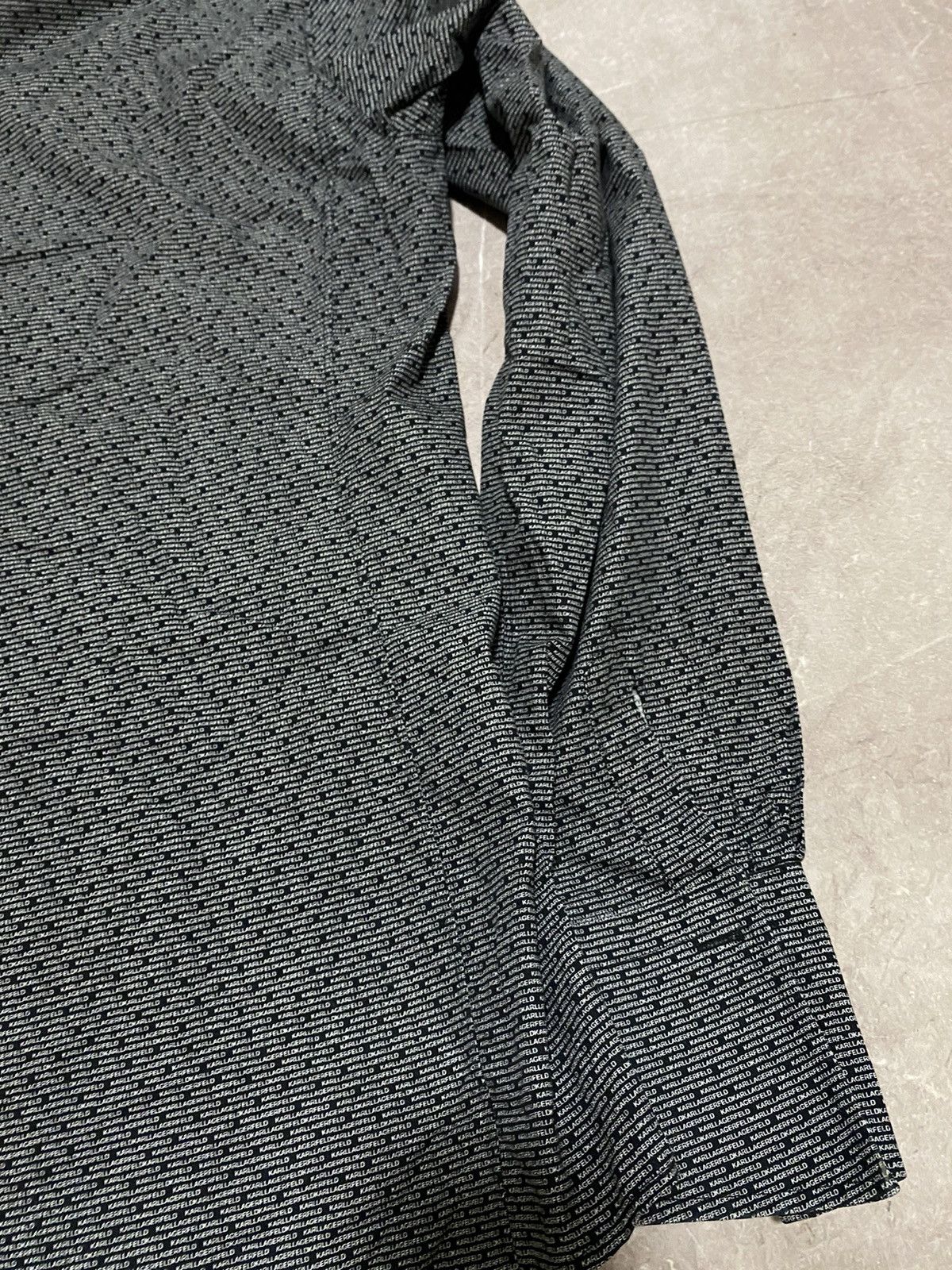 Karl Lagerfeld Karl Lagerfeld Multi Logo All Over Print Shirt Button Up Size US XL / EU 56 / 4 - 14 Thumbnail
