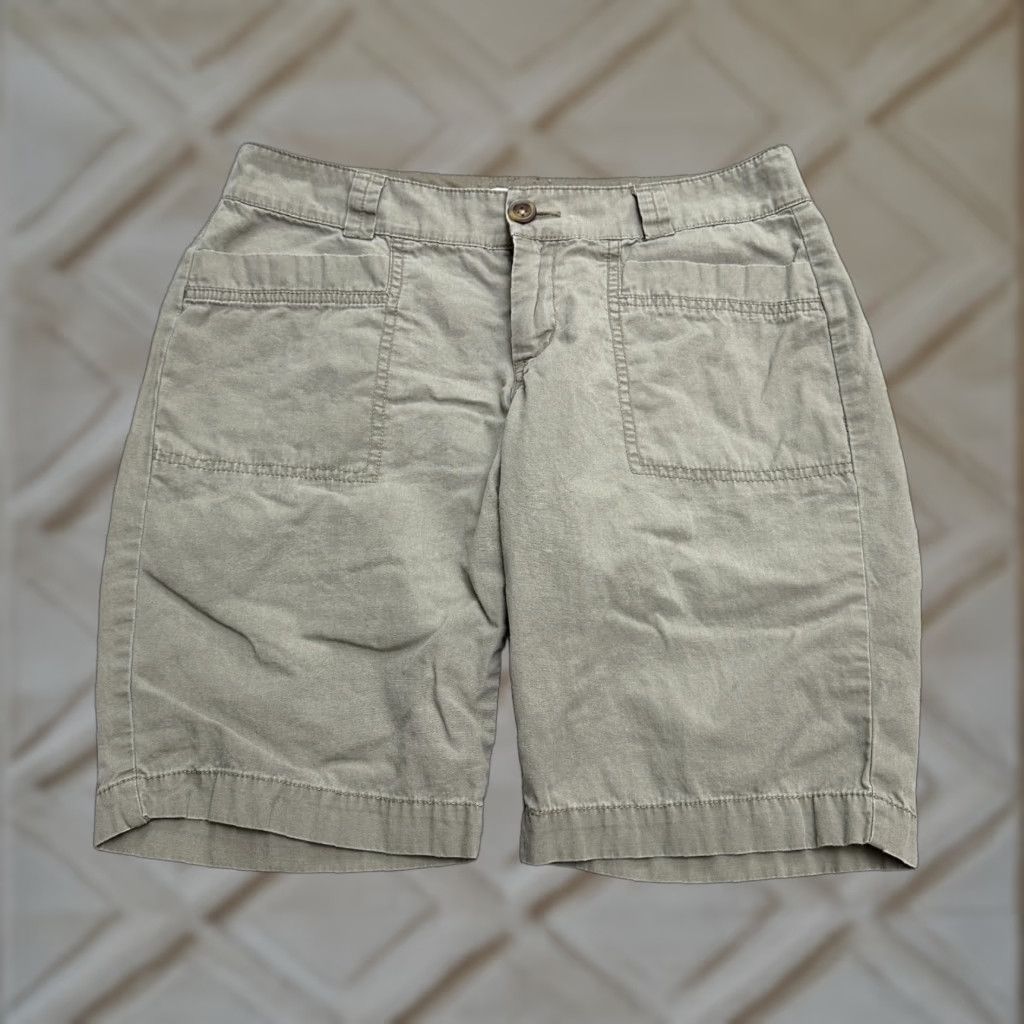Old Navy Old Navy Bermuda Shorts Womens 4 Brown Mid Rise Pocket Cotton 31x10.5 Size 27" / US 4 / IT 40 - 1 Thumbnail