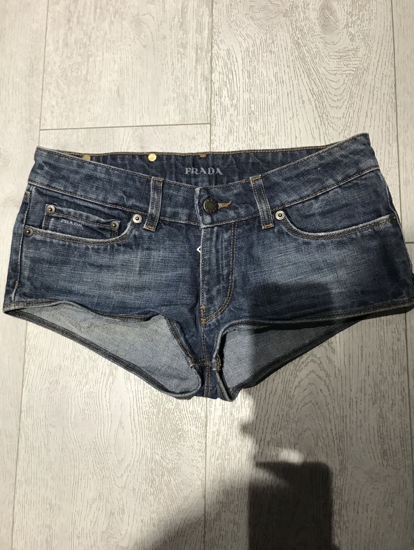 Prada PRADA Denim Jeans Shorts Navy Blue Vintage runway chic Size 25" / US 0 / IT 36 - 2 Thumbnail