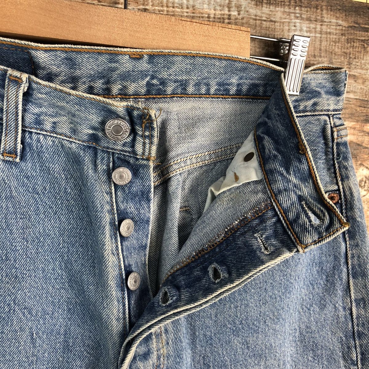 Levi's Levis 501 Blue Denim ripped vintage Pants #A2576 Size 30" / US 8 / IT 44 - 14 Thumbnail