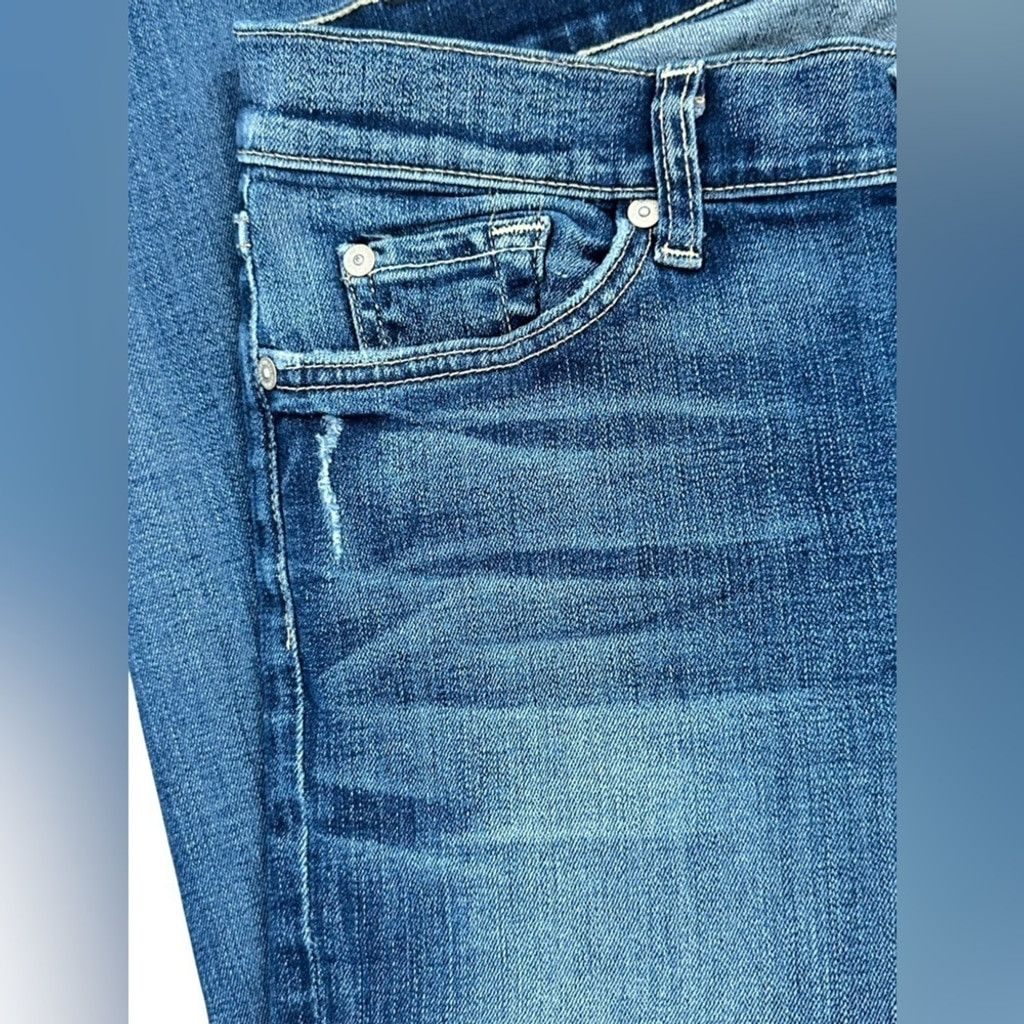 7 For All Mankind 7 For All Mankind Slim Cigarette Skinny Jean Women Size 32. Size 32" / US 10 / IT 46 - 10 Thumbnail