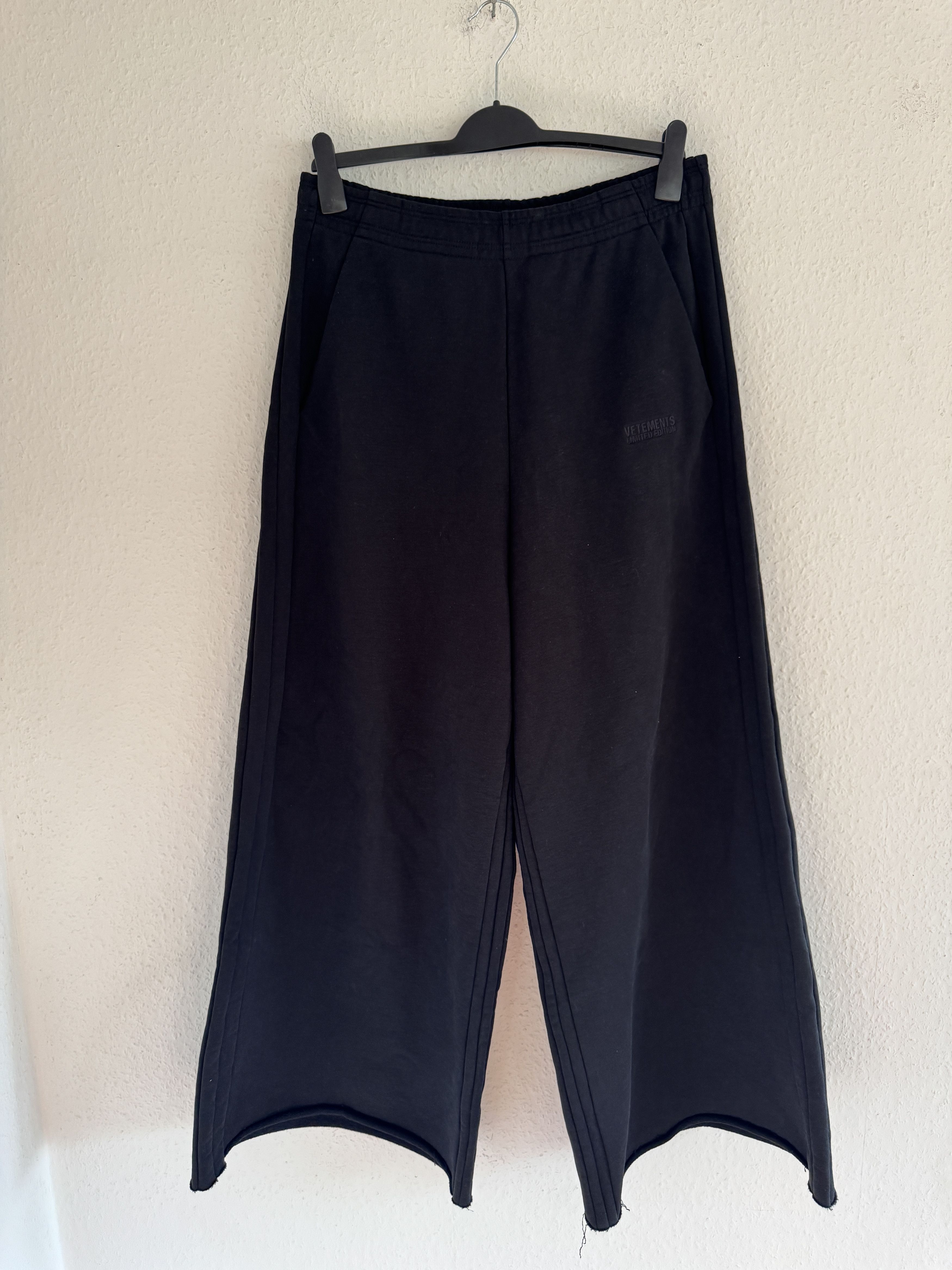 Vetements Vetements Hi-Speed Wide Baggy Sweatpants | Grailed