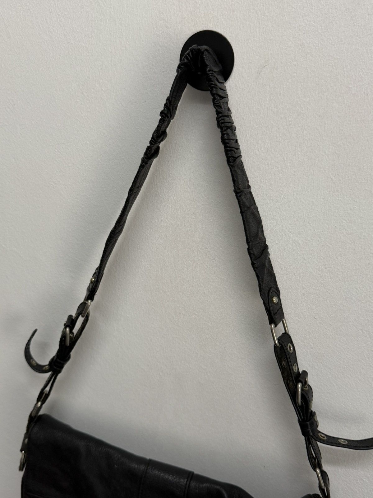 Leather Archive Slouchy Endlich Leather Buckle Bag - Black Crossbody Size ONE SIZE - 9 Thumbnail