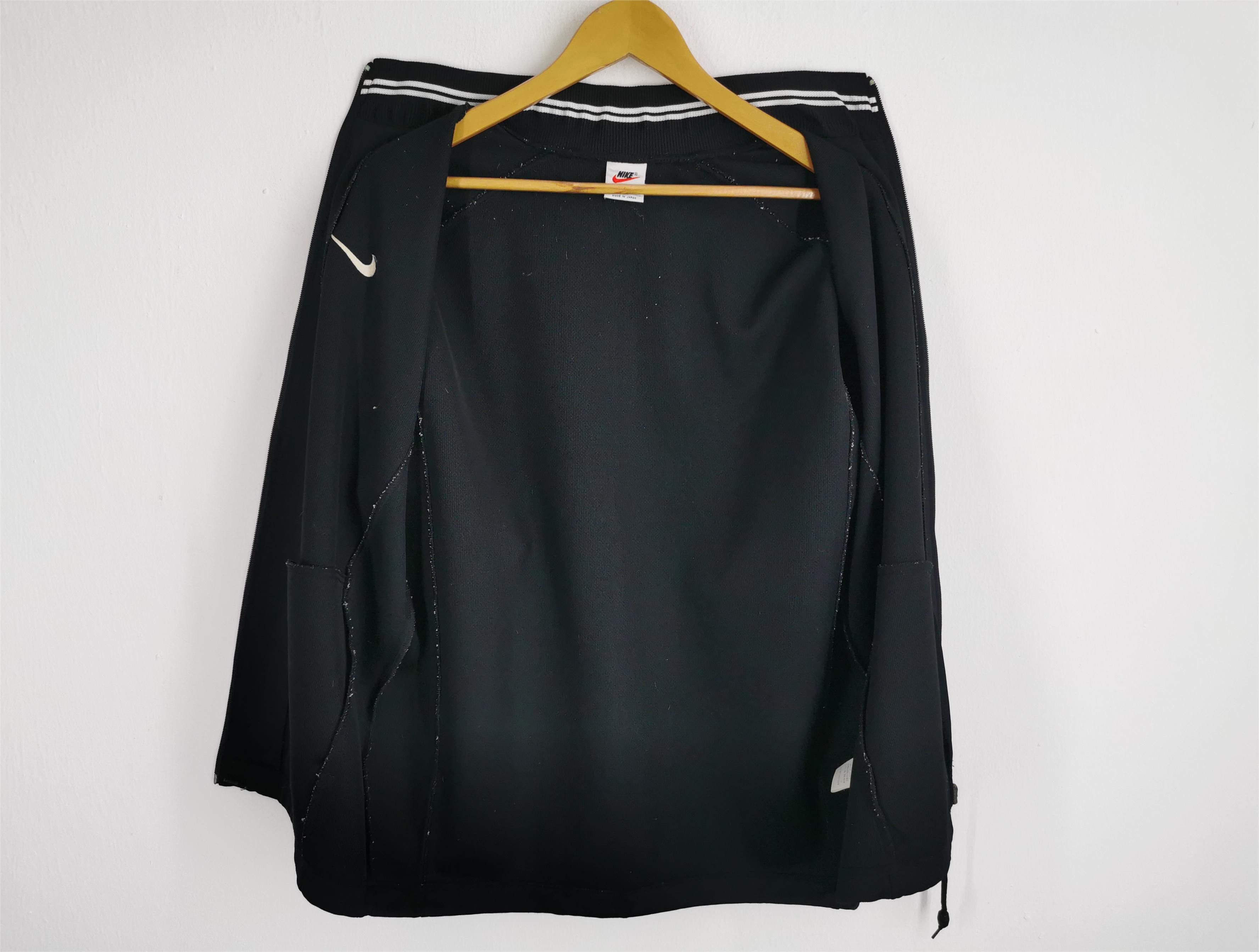 Nike Vintage 90s Nike Swoosh Tracktop Jacket Made In Japan Size L Size US L / EU 52-54 / 3 - 4 Thumbnail
