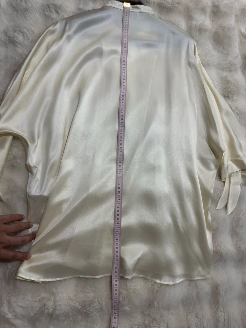 Saint Laurent Paris Saint Laurent Paris size 41 Platinum silk shirt Size XL / US 12-14 / IT 48-50 - 7 Thumbnail