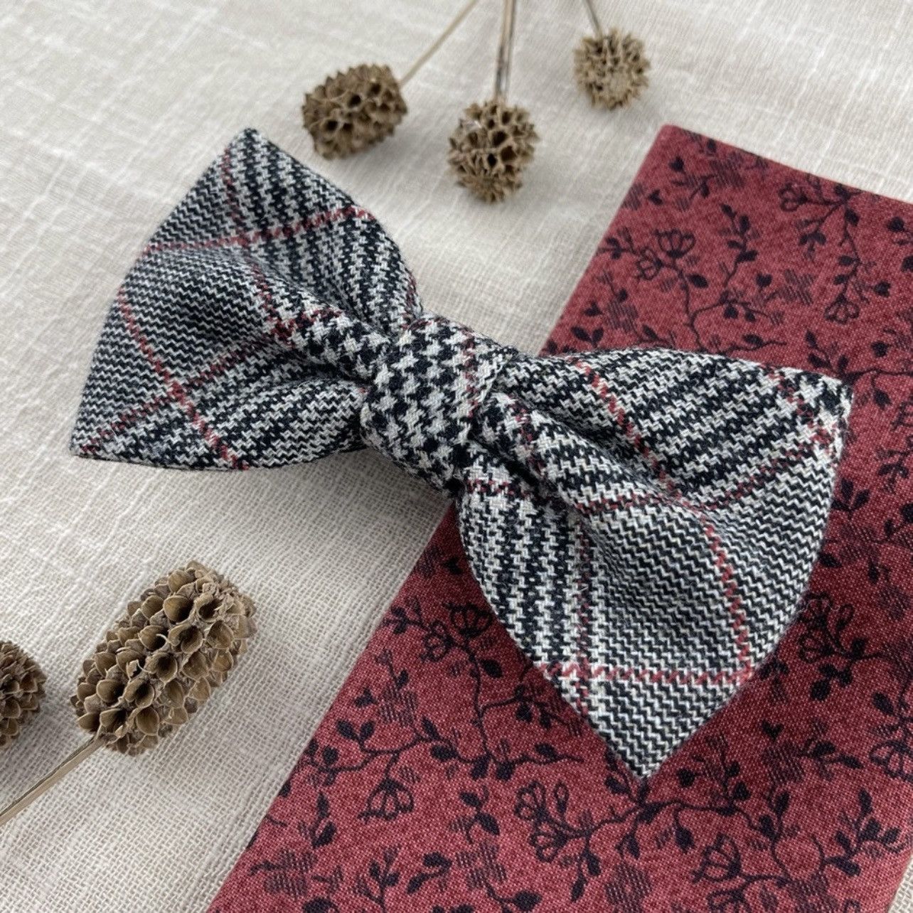 Other Men’s Glencheck Wool Bow Tie & Red Floral Pocket Square Set Size ONE SIZE - 2 Thumbnail