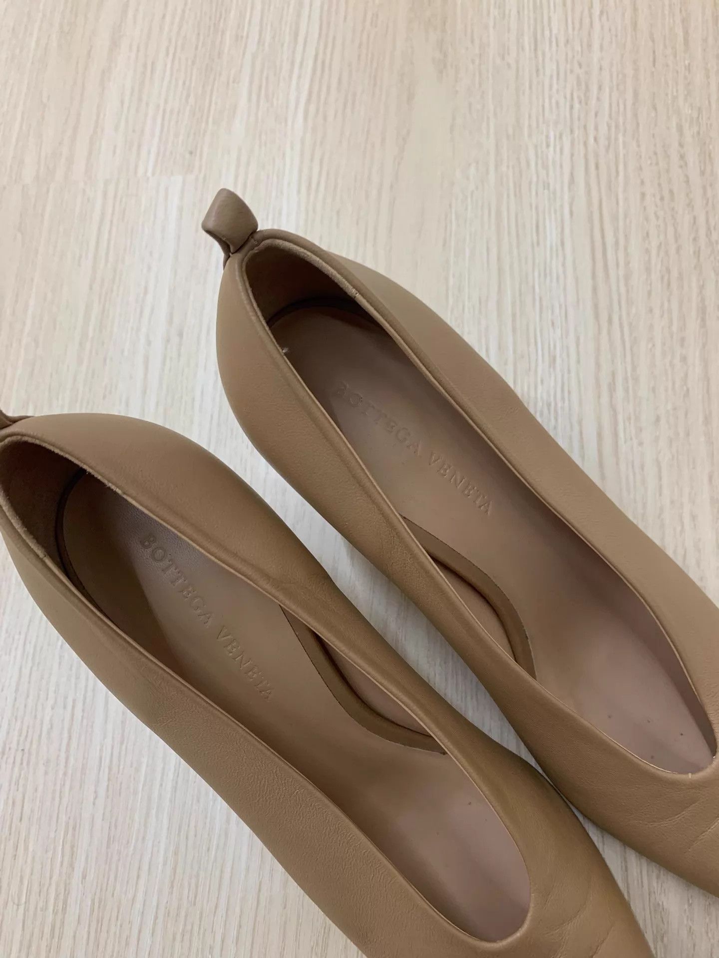 Bottega Veneta BOTTEGA VENETA Women's Milk Tea High Heels 38 New Size US 7.5 / IT 37.5 - 3 Thumbnail