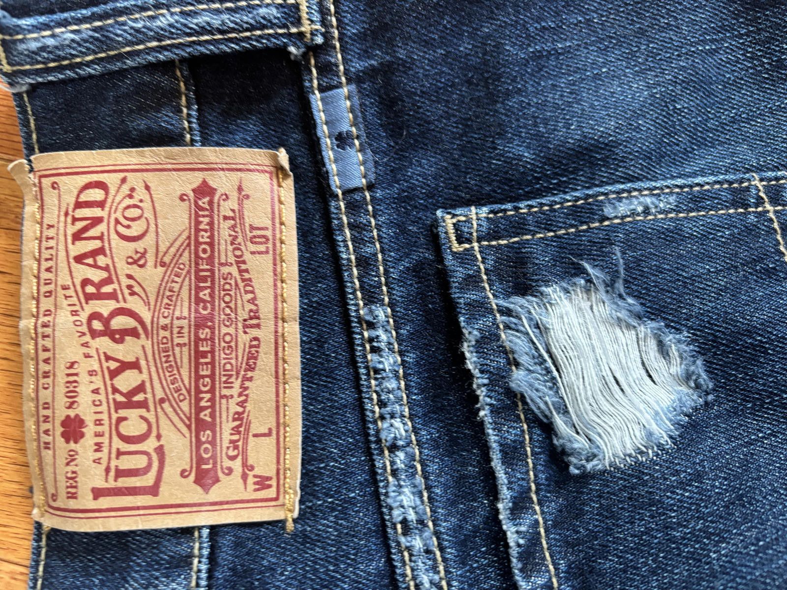 Lucky Brand Lucky Brand Boyfriend Short Distressed Denim Shorts Size 14 Size 34" / US 12 / IT 48 - 4 Thumbnail