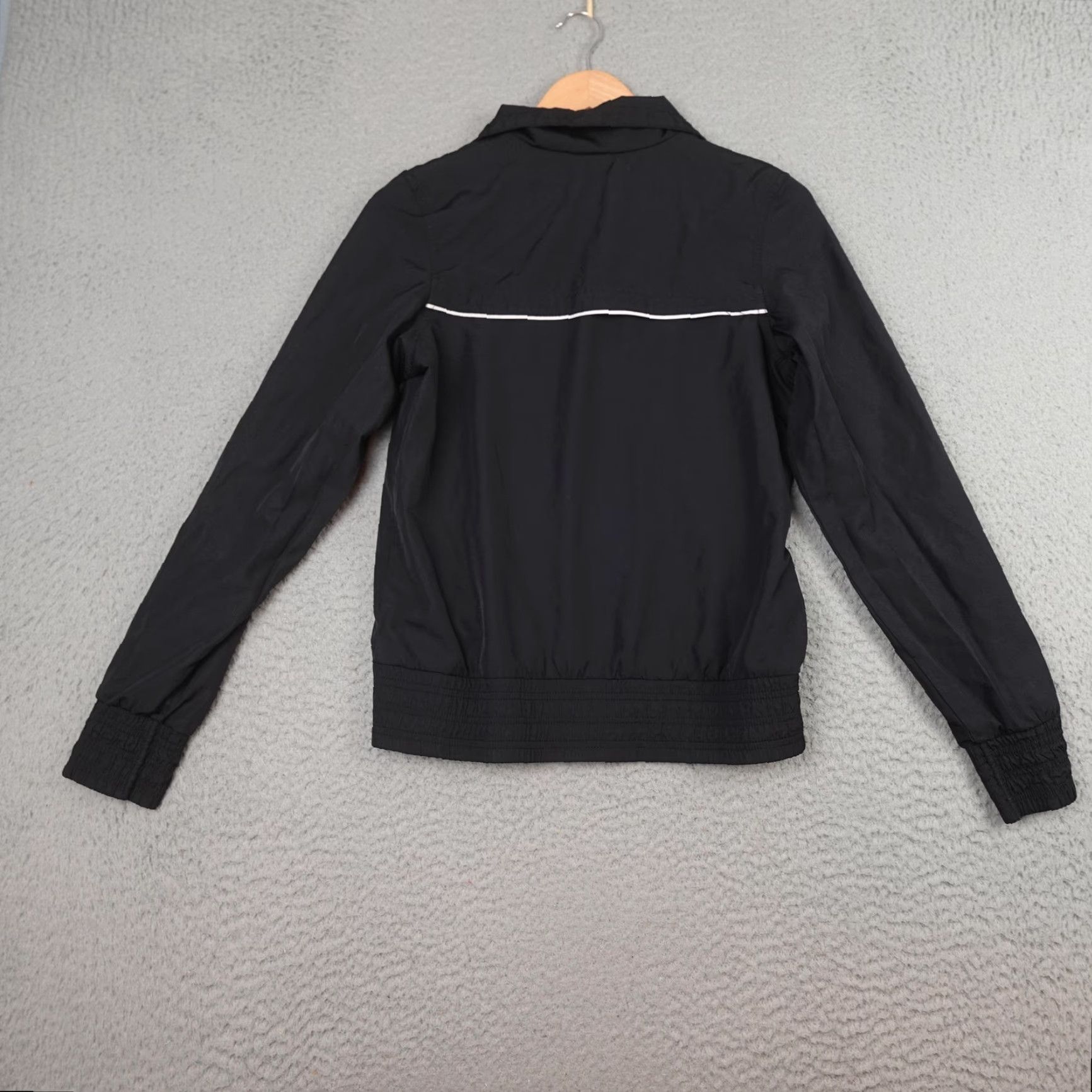 Nike Nike Track Jacket Ladies Small Black Athletic Running Full Zip Lightweight Size S / US 4 / IT 40 - 7 Thumbnail