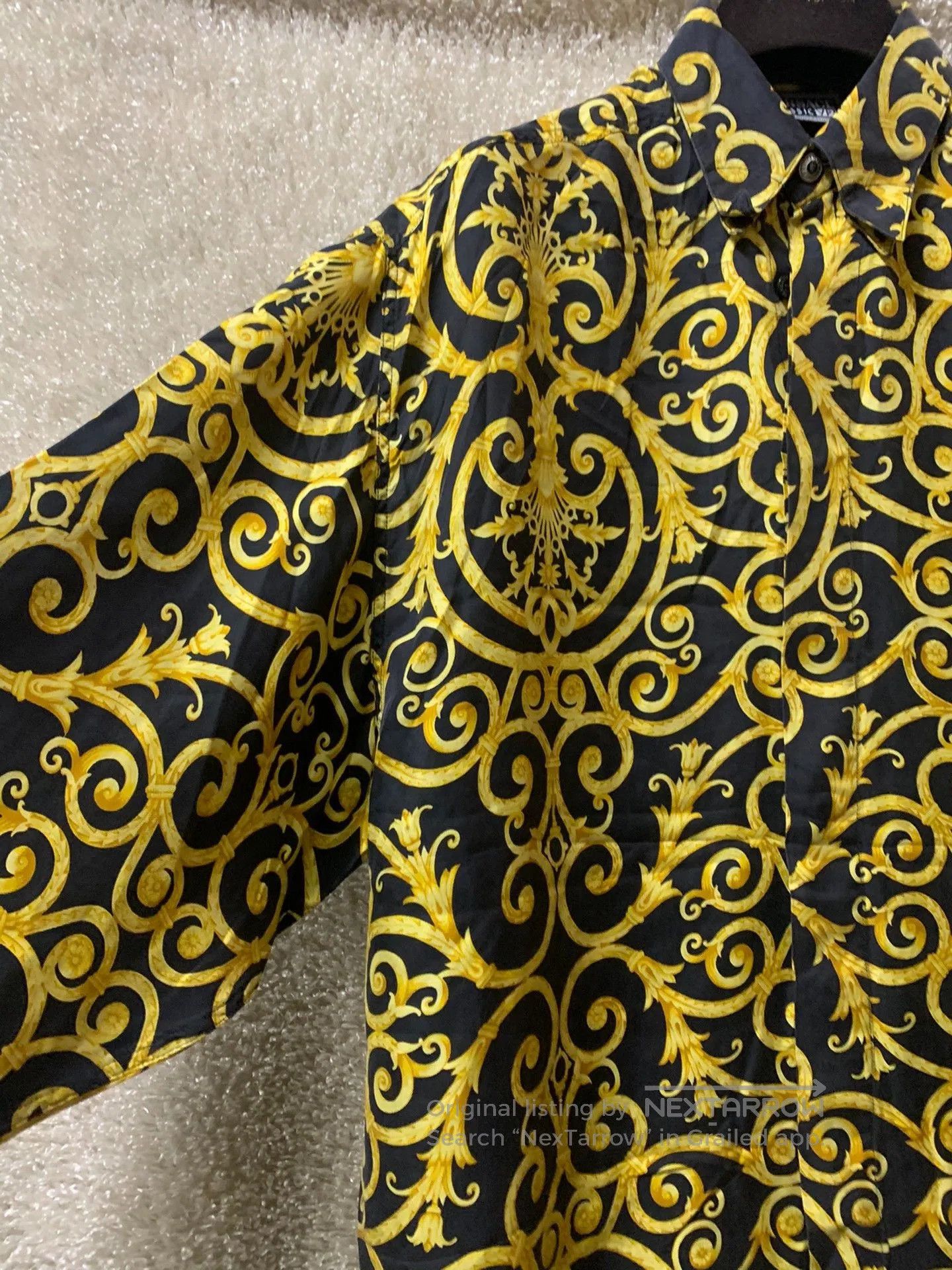 Versace Versace Vintage Men's Silk Shirt. Size US M / EU 48-50 / 2 - 3 Thumbnail